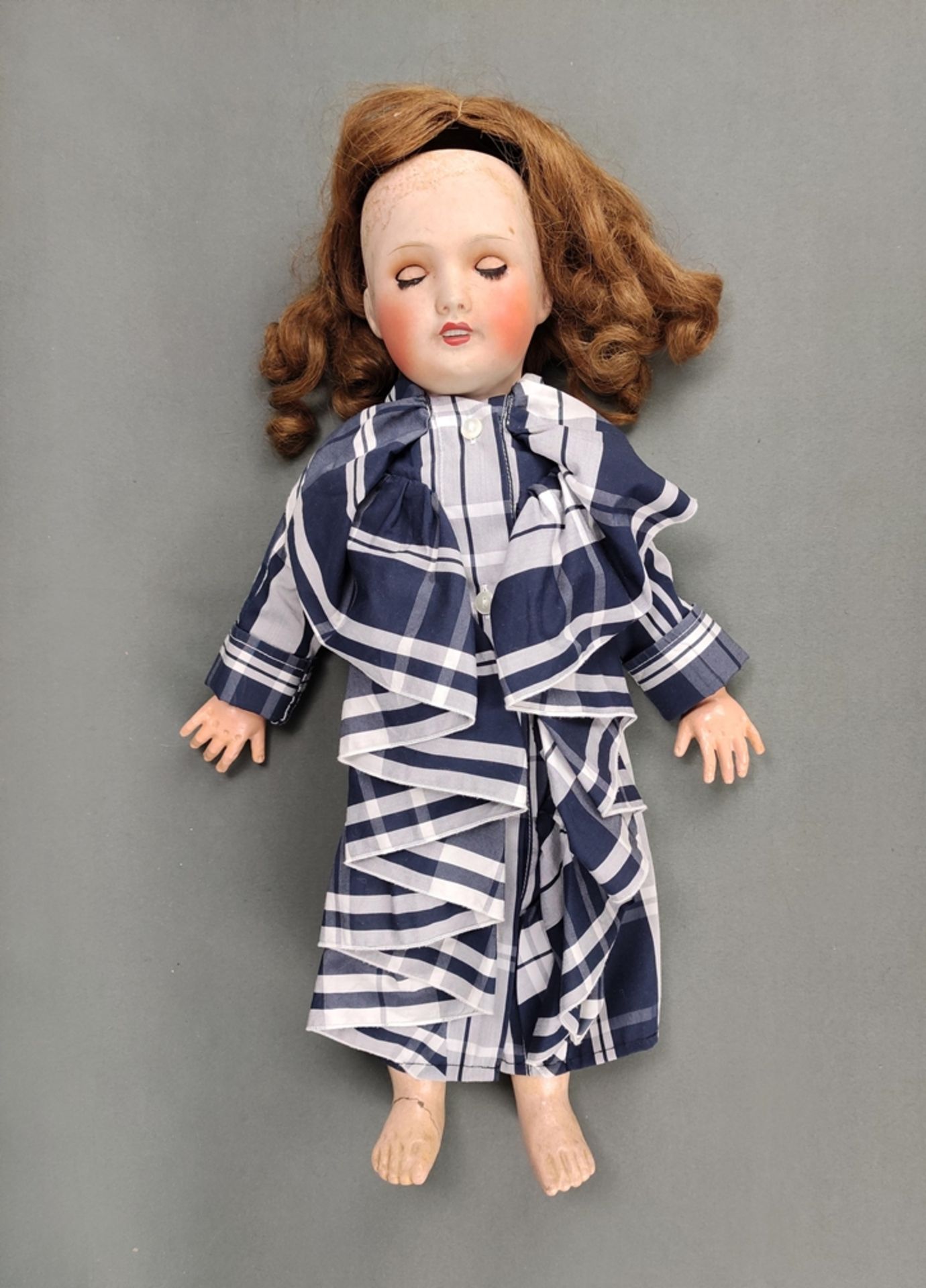 Doll girl, Unis France, porcelain crank head with sleeping eyes, brown human hair wig, length 47cm - Image 2 of 5