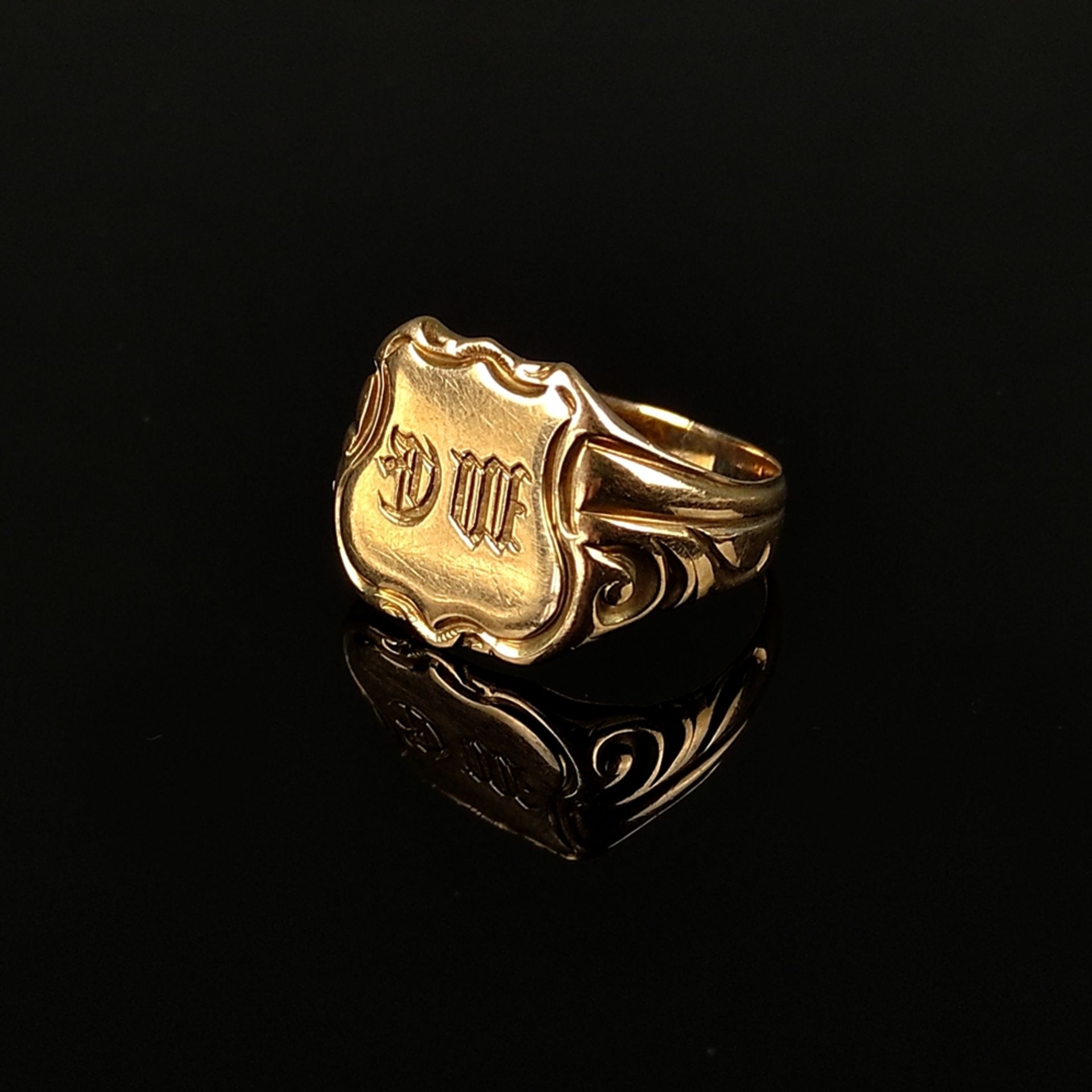 Antiker Monogrammring, 585/14K Gelbgold (getestet), 12,85g, Ringkopf mit graviertem Monogramm, wohl