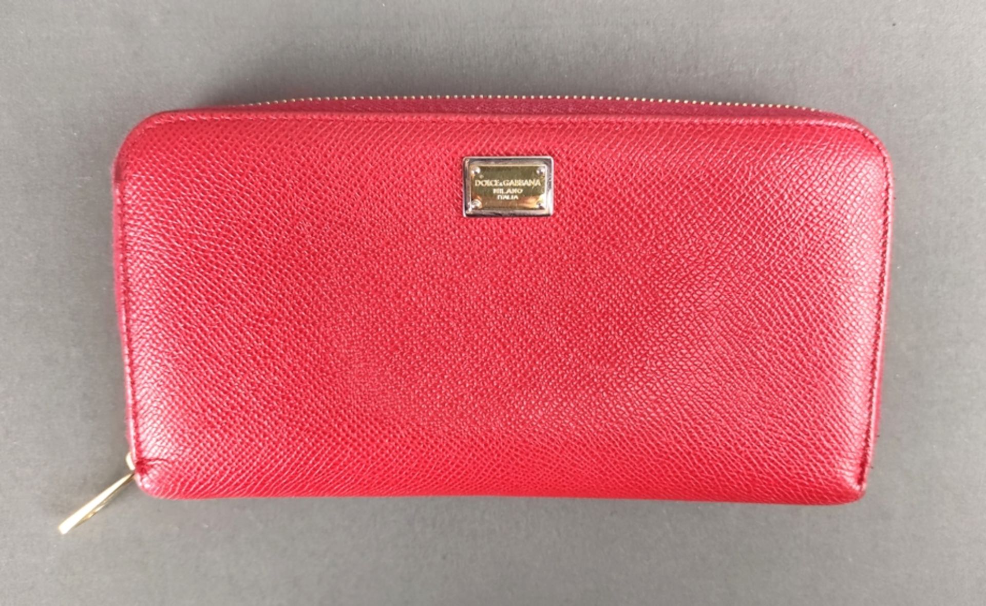 Wallet/ purse, Dolce & Gabbana, large purse with all-round zip, made of red leather, Dolce & Gabban