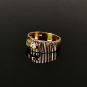 Vintage Ring, 585/14K Weiß-/Gelbgold (punziert), 5,35g, mittig besetzt mit zwei kleinen Diamanten u