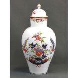 Lidded vase, Meissen sword mark, Knauf period, 1st choice, baluster form, heightened lid with round