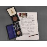 Orden-/Medaillenkonvolut, 4 Teile, bestehend aus Ordensspange, 2. WK., daran unter anderem Kriegsst