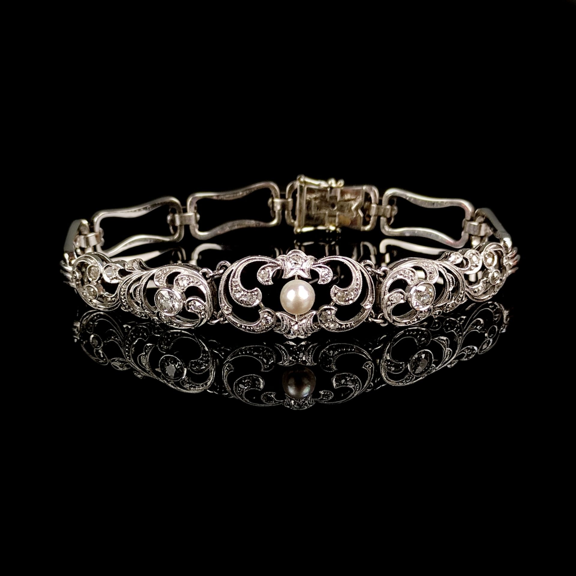 Perlen-Diamant-Armband, 585/14K Weißgold (punziert), 13,85g, schauseitig vegetabiles, durchbrochen 