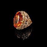 Antikisierender Ring, 585/14K Gelbgold (getestet), Gesamtgewicht 19,3g, mittig großer, oval facetti