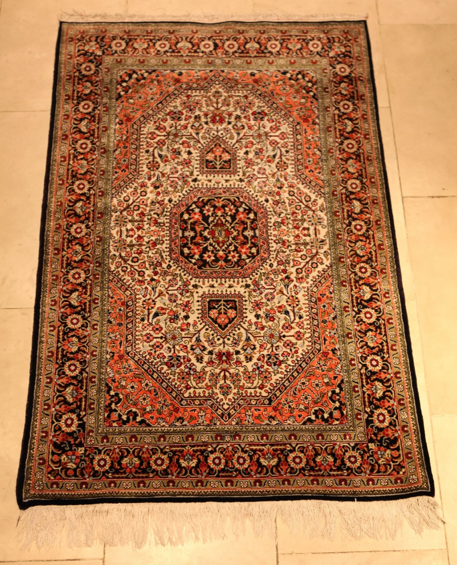 Ghom Seidenteppich Persien | Ghom silk carpet Iran