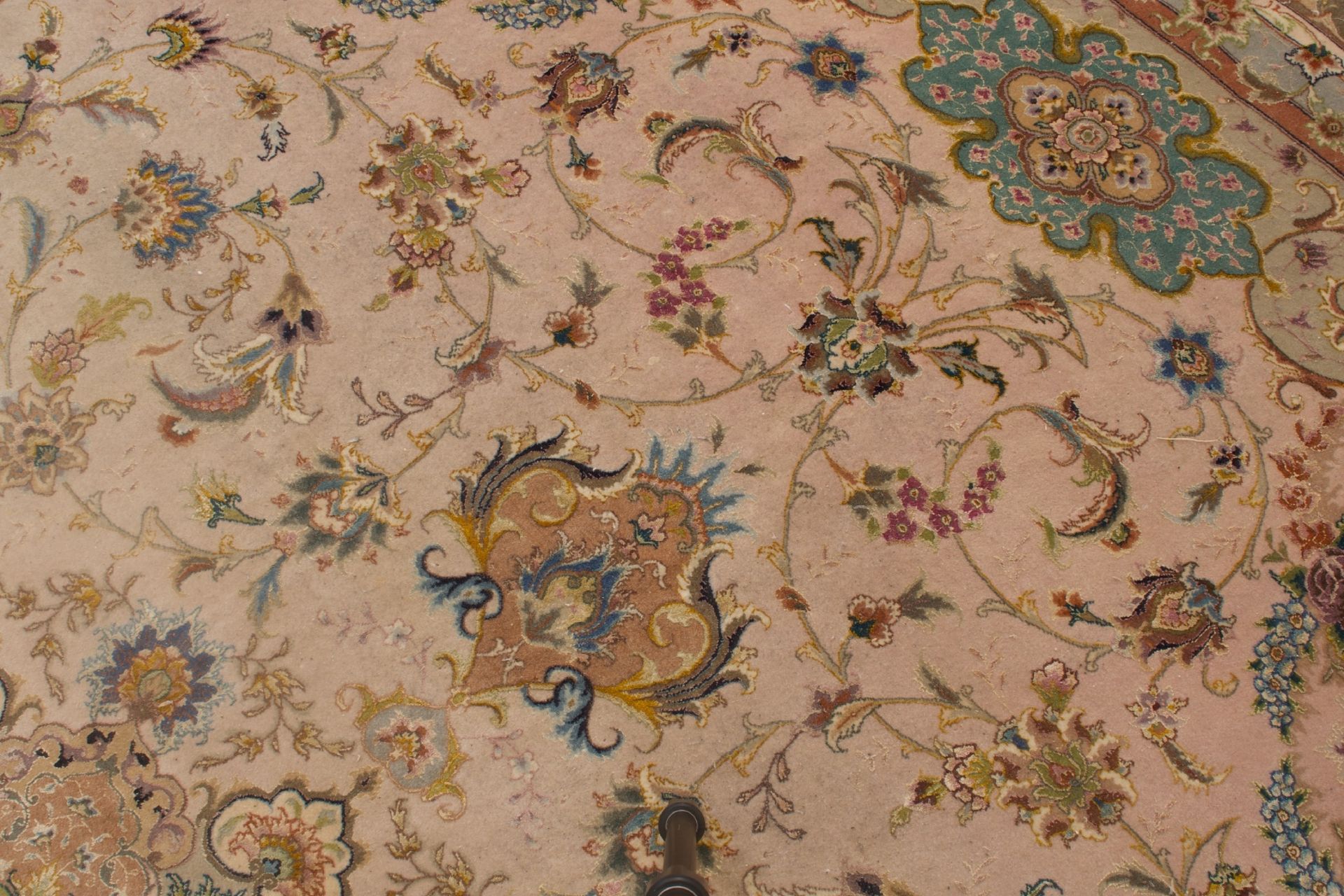 Grosser Taebris Teppich, Iran | Large Taebris carpet, Iran - Bild 4 aus 5