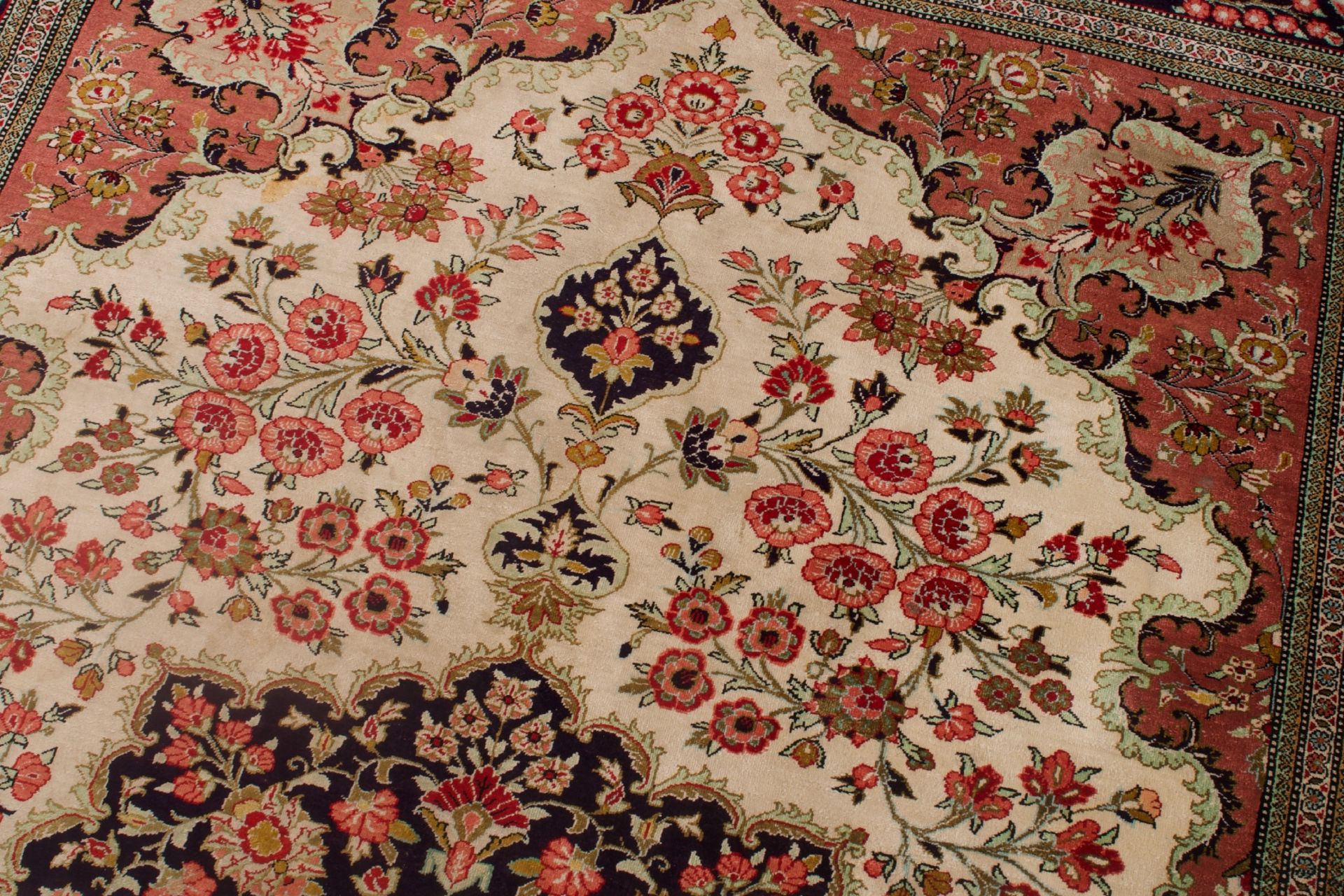 Ghom Seidenteppich Iran | Ghom silk carpet Iran - Bild 3 aus 5