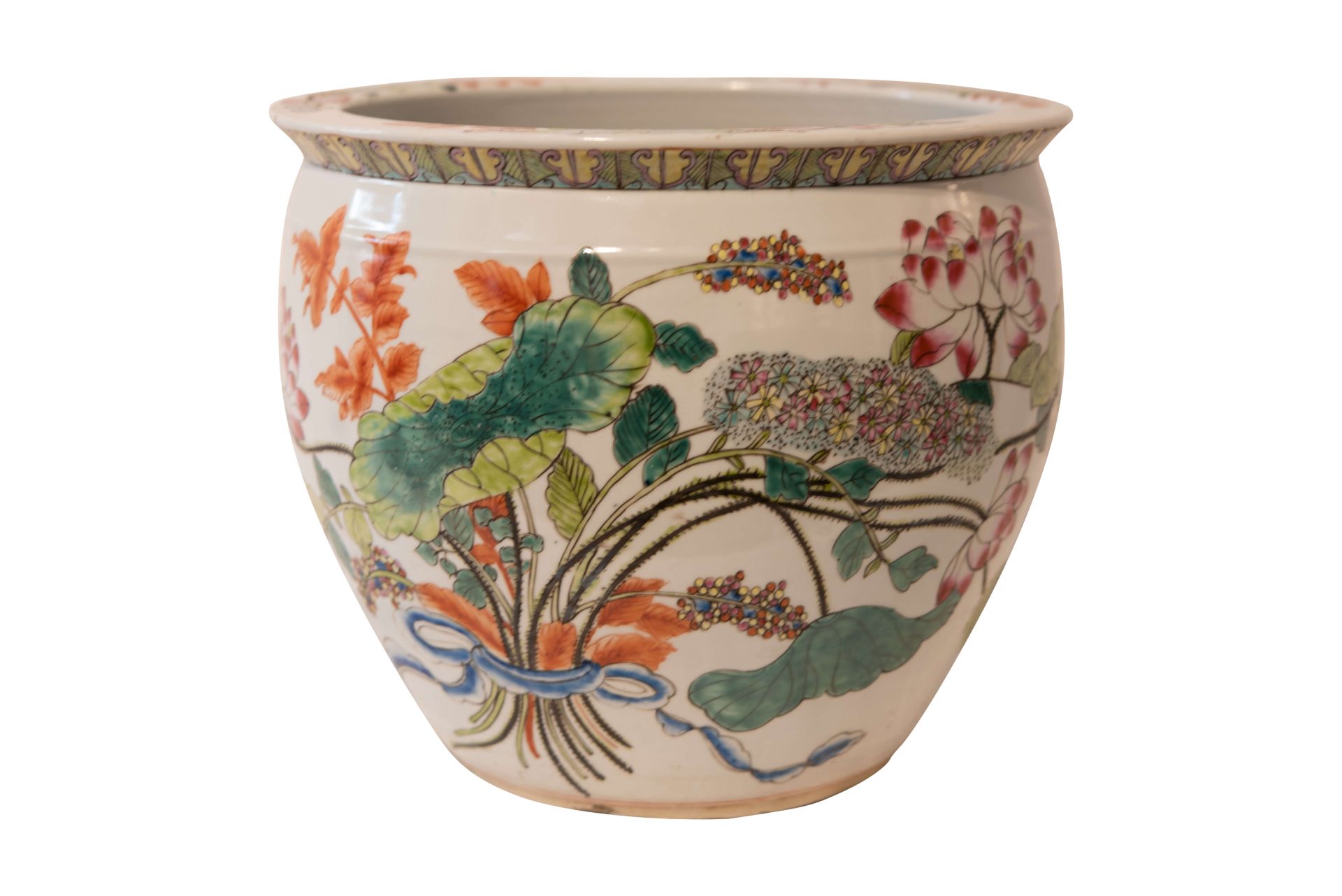 Keramikgefäß (Fischtopf) Blumenmotive Asiatisch 20. Jahrhundert, leicht gesprungen | Ceramic Vessel - Image 4 of 5