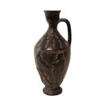 Schlanker Römischer Keramik Krug mit Gladiator Motiv | Slim Roman Ceramic Jug with Gladiator Motif