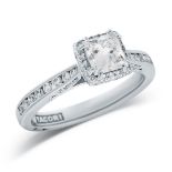 Ring mit Diamanten im kanadischen Prinzessschliff | Ring with Canadian Princess Cut Diamonds