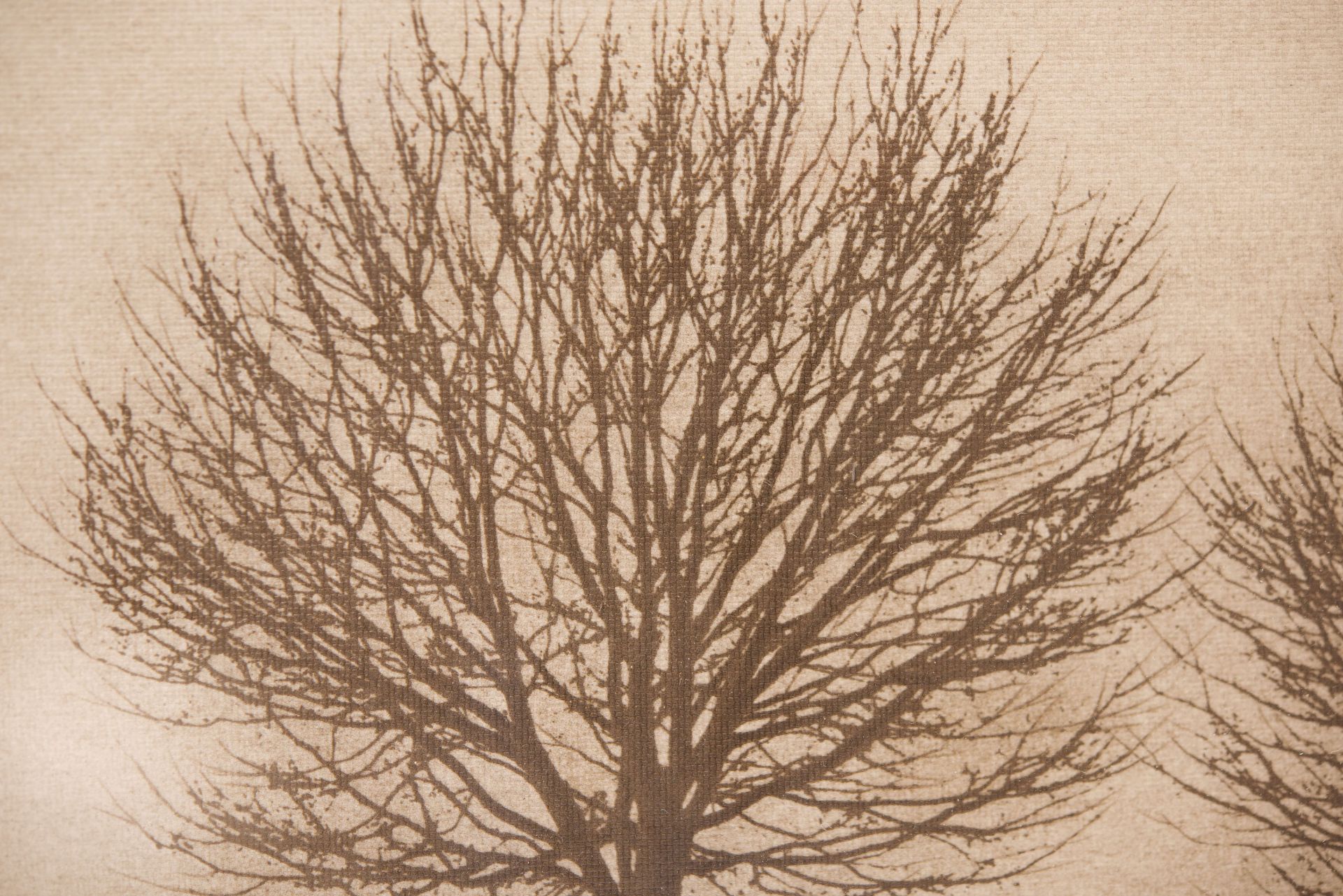 Unbekannter Künstler, Zwei kahle Bäume | Unknown Artist, Two Bare Trees in a Winter Landscape - Bild 2 aus 5