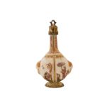 Meissen wohl 18. Jahrhundert, Flakon mit Chinoiserie|Meissen Probably 18th Century, Flask with Chino