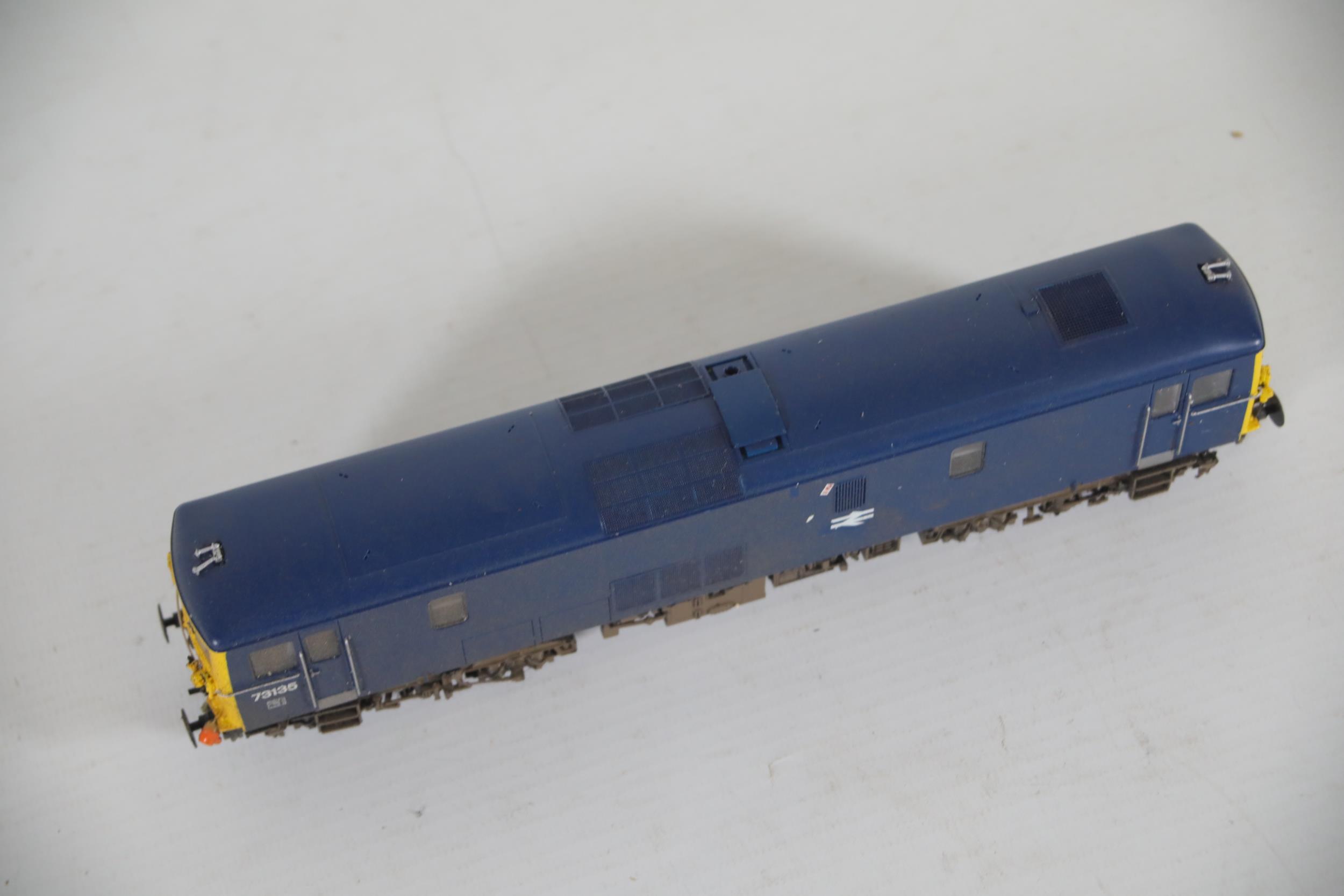 British Rail Blue Class 73 73135 OO Gauge Dapol Locomotive Part Box - Image 3 of 8