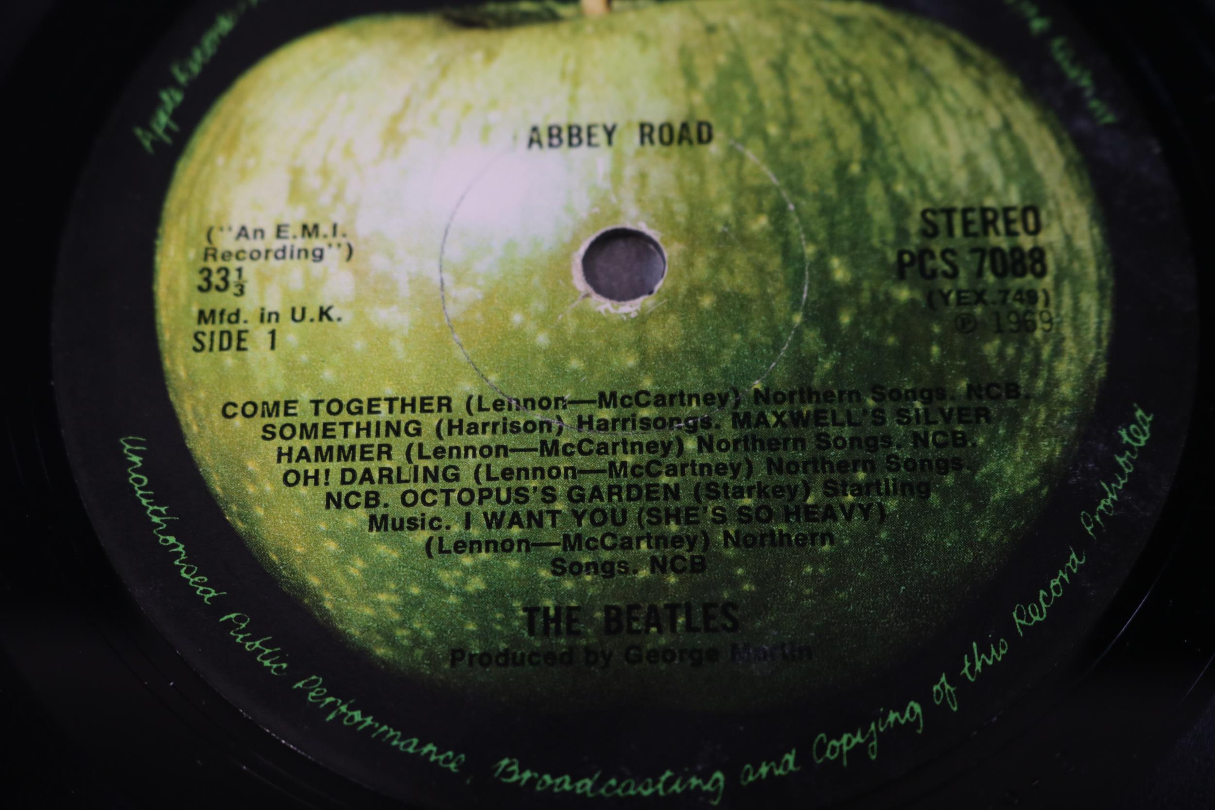 Beatles Abbey Road 12 Vinyl PCS7088 - Image 6 of 9