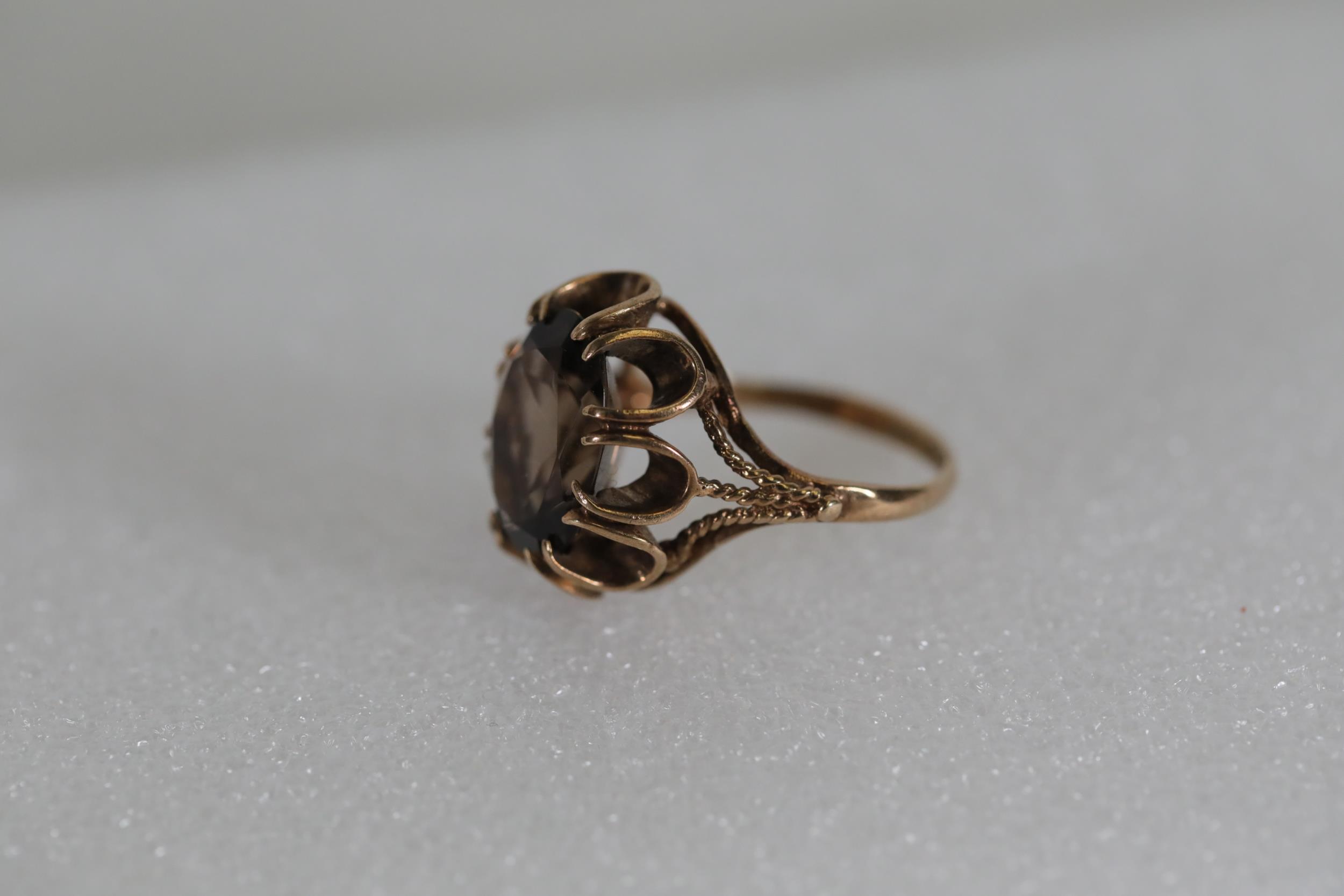 9ct Gold ring - Image 3 of 7