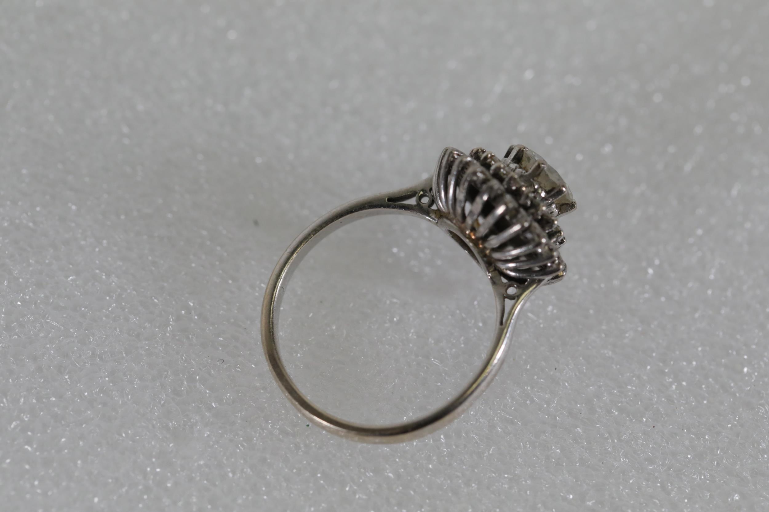 18CT Diamond Cluster Ring - Image 6 of 16