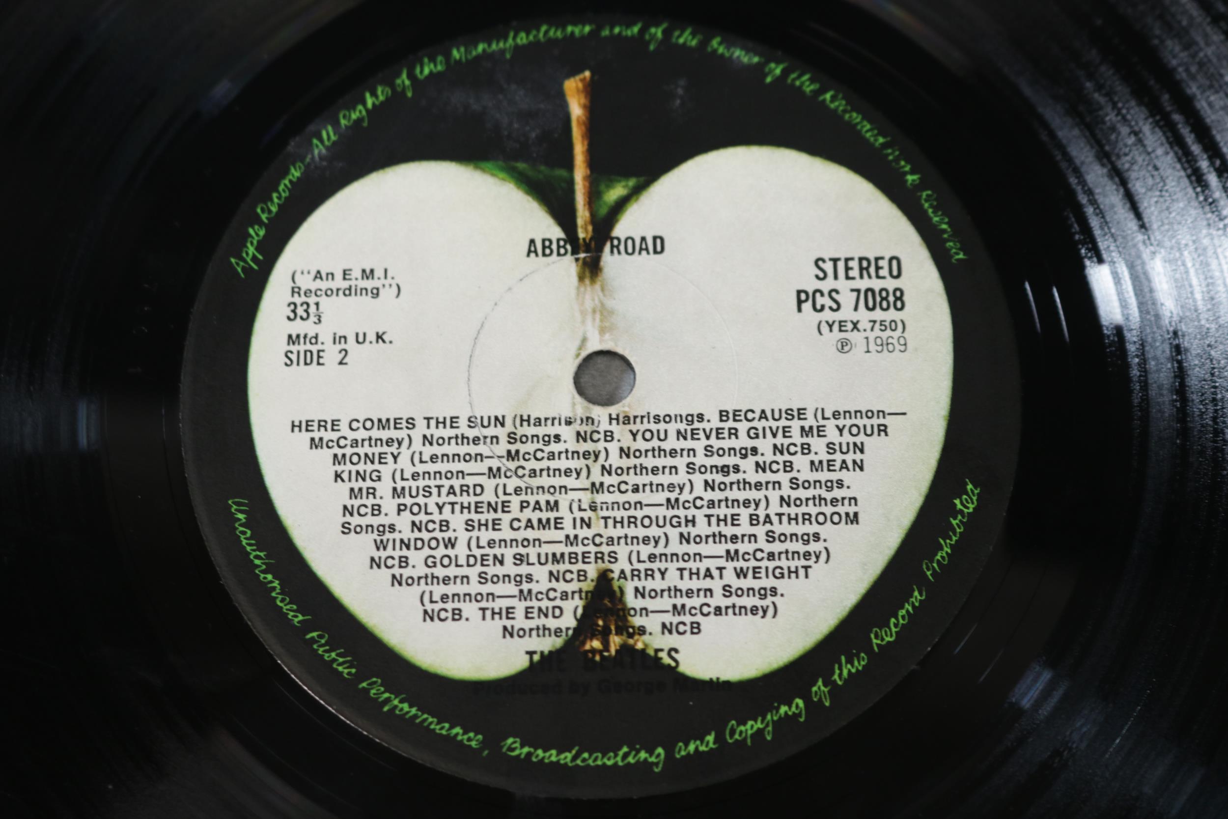 Beatles Abbey Road 12 Vinyl PCS7088 - Image 8 of 9