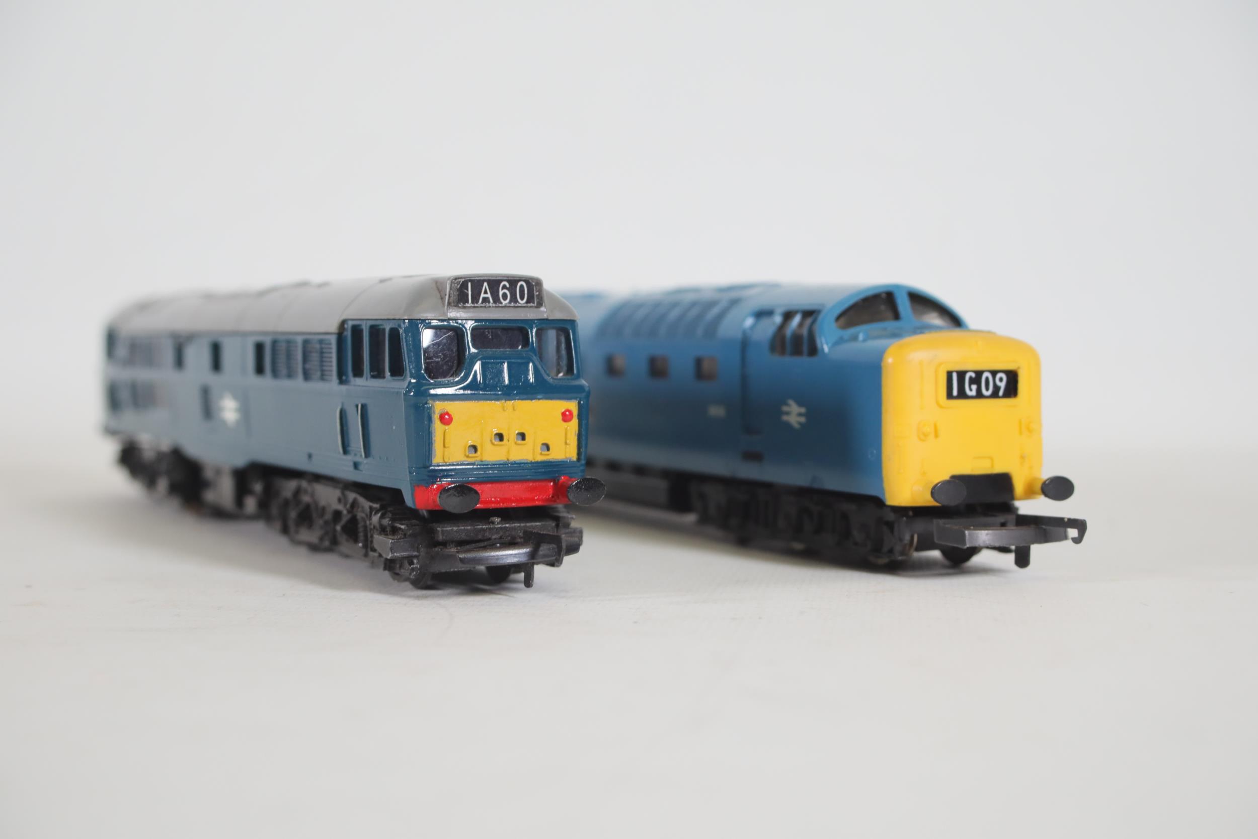 2 OO Gauge Locomotives 1 Lima Forfar Yeomanry and 1 Triang R357 D5572