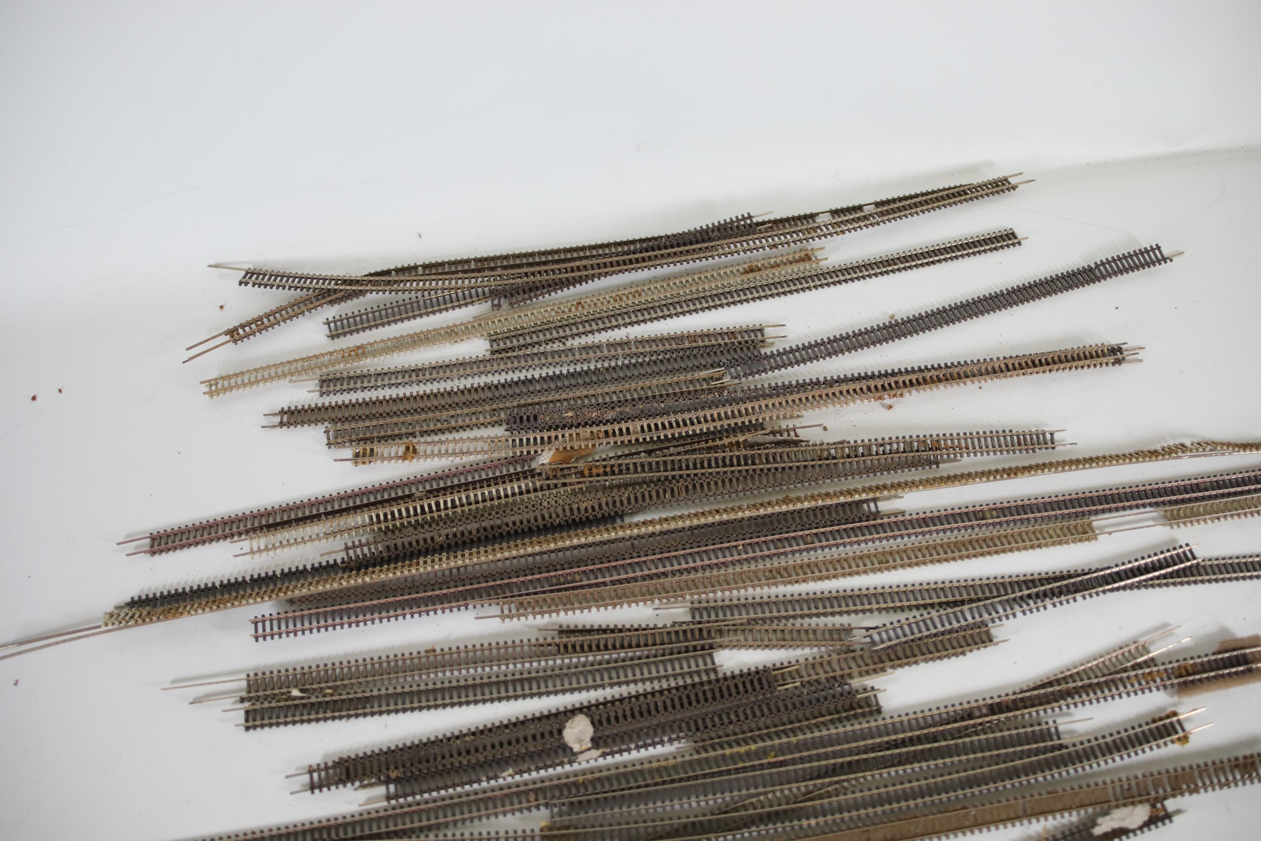 Very Large Amount of N Gauge Streamline Track - Image 4 of 11