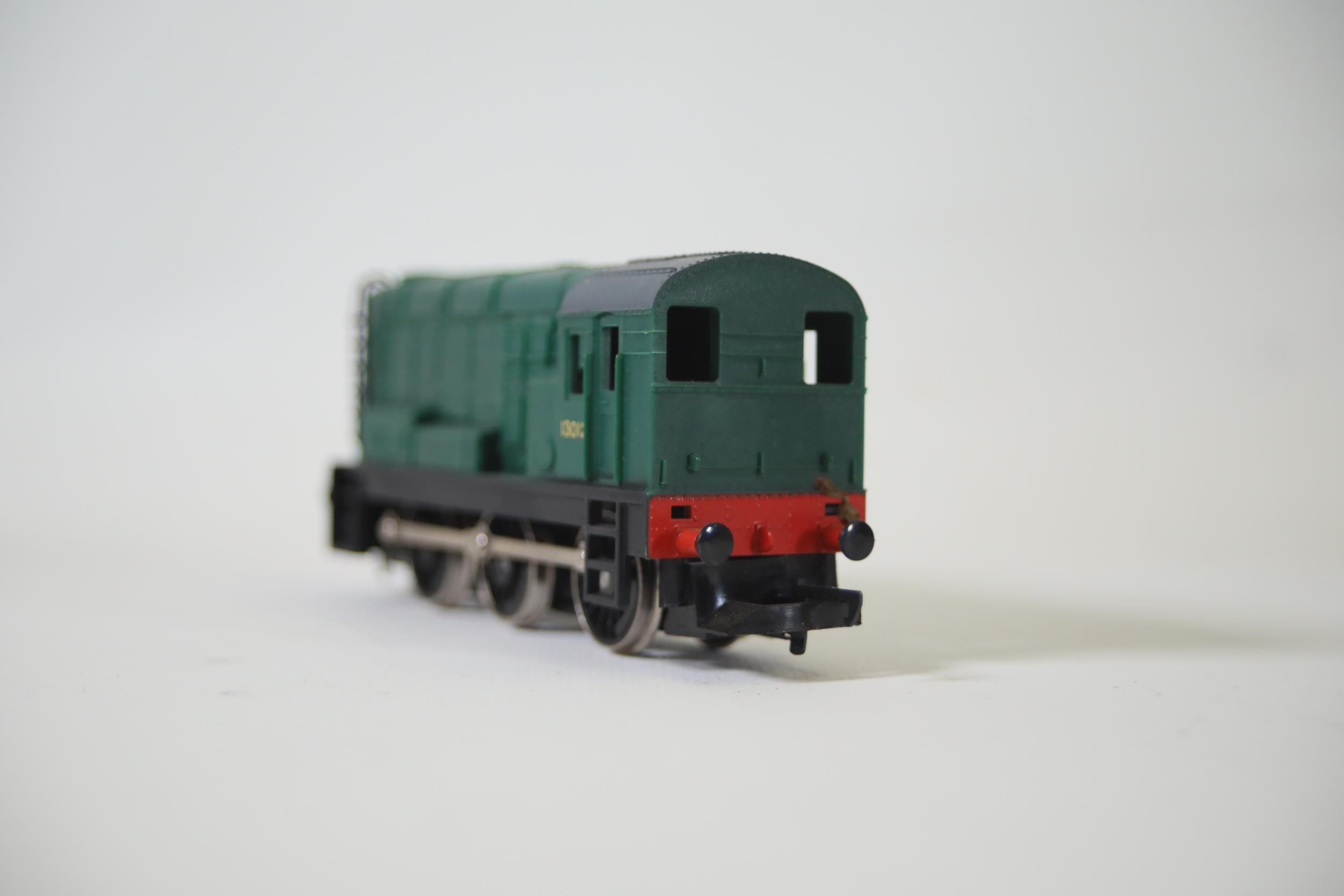 Hornby BR Class 29 BoBo Diesel 6124 Plus Other - Image 13 of 14