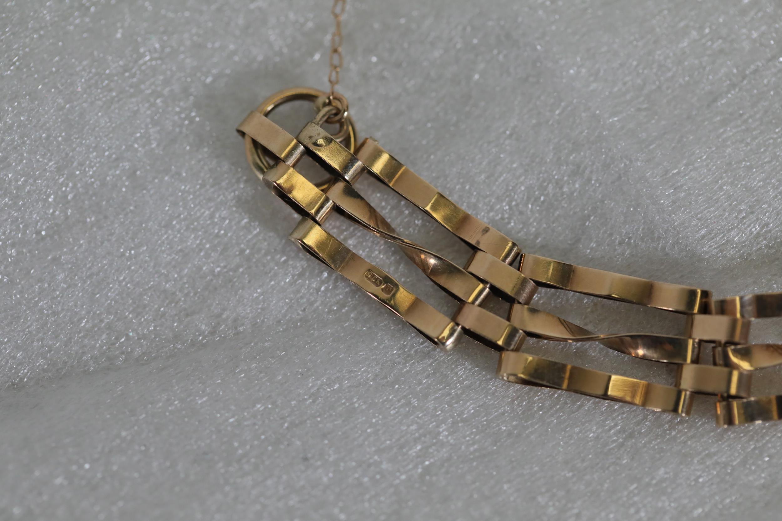 Lovely 9ct gold lockett and bracelett chain - Image 5 of 9