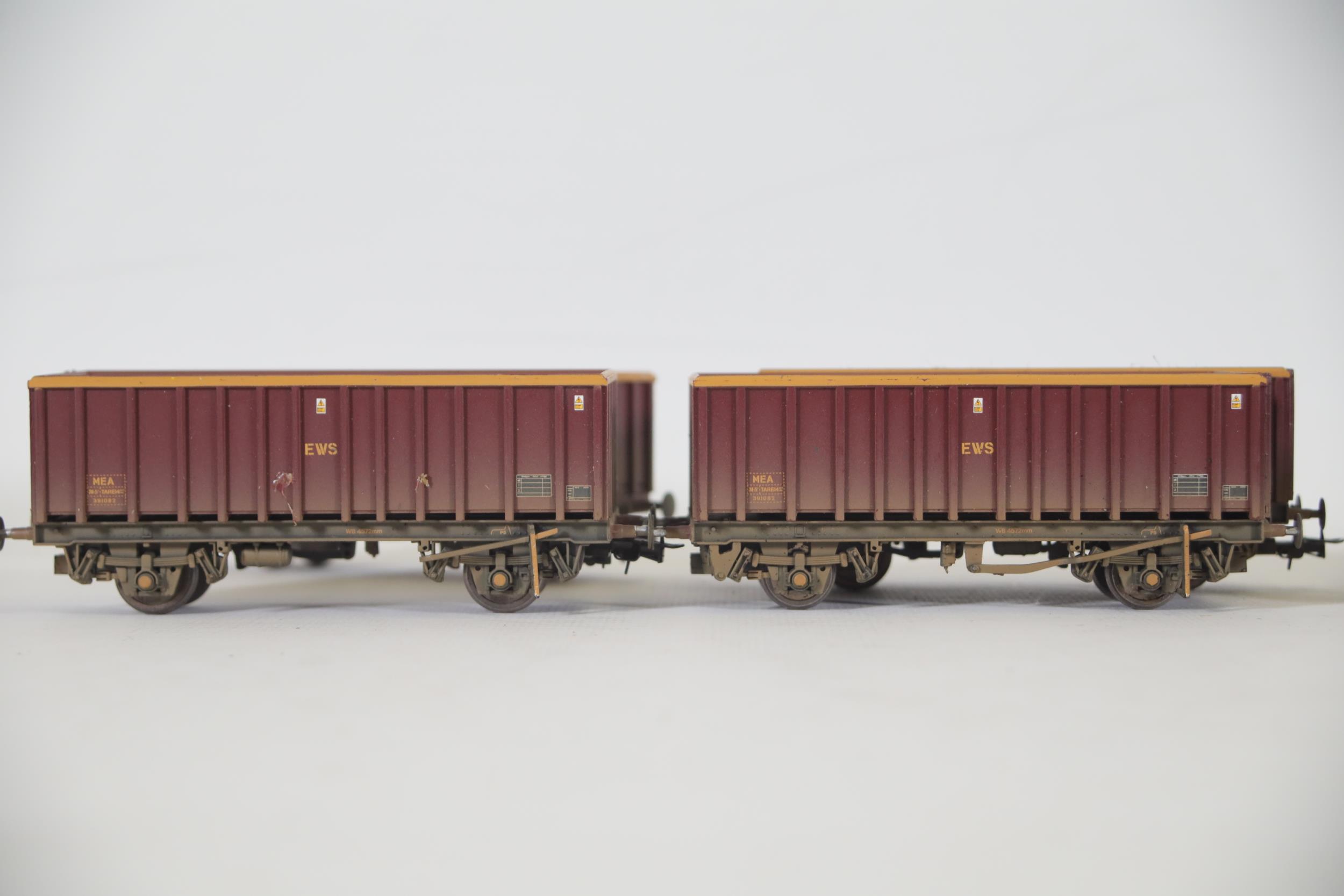 25x Bachmann 45 Tonne Box Body Mineral Wagons OO Gauge - Image 3 of 8