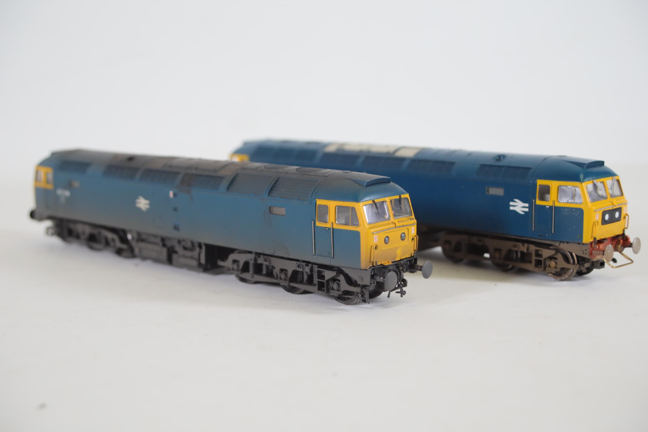 2 Bachmann OO Gauge Locomotives Class 47 BR Blue 47420 and 47008 - Image 3 of 8