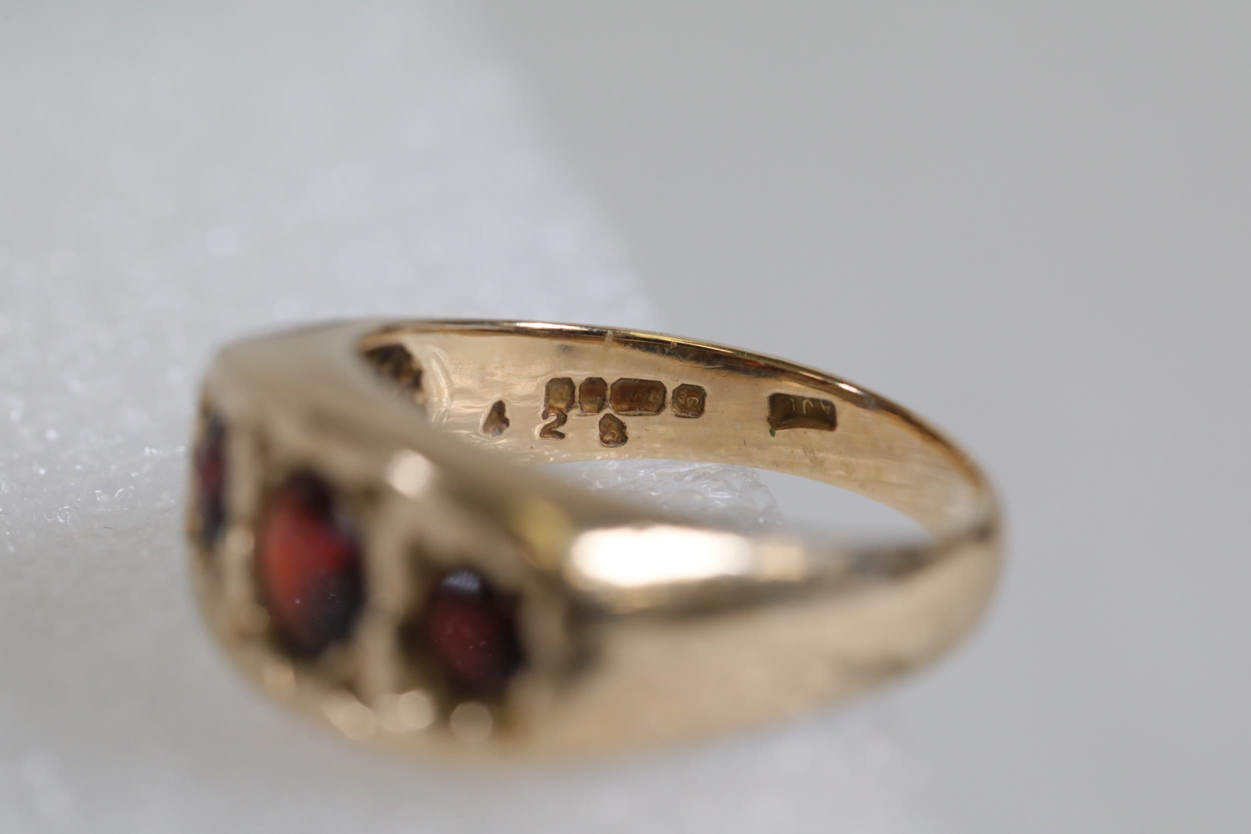 9ct Gold 3x Ruby Gold Ring - Image 6 of 9