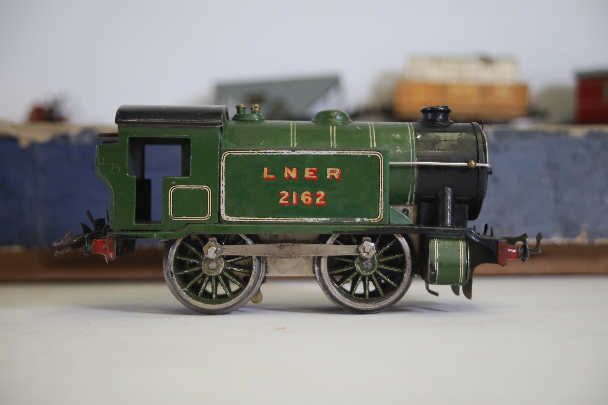 Large Collection of Vintage Hornby Meccano Trains - Image 3 of 45