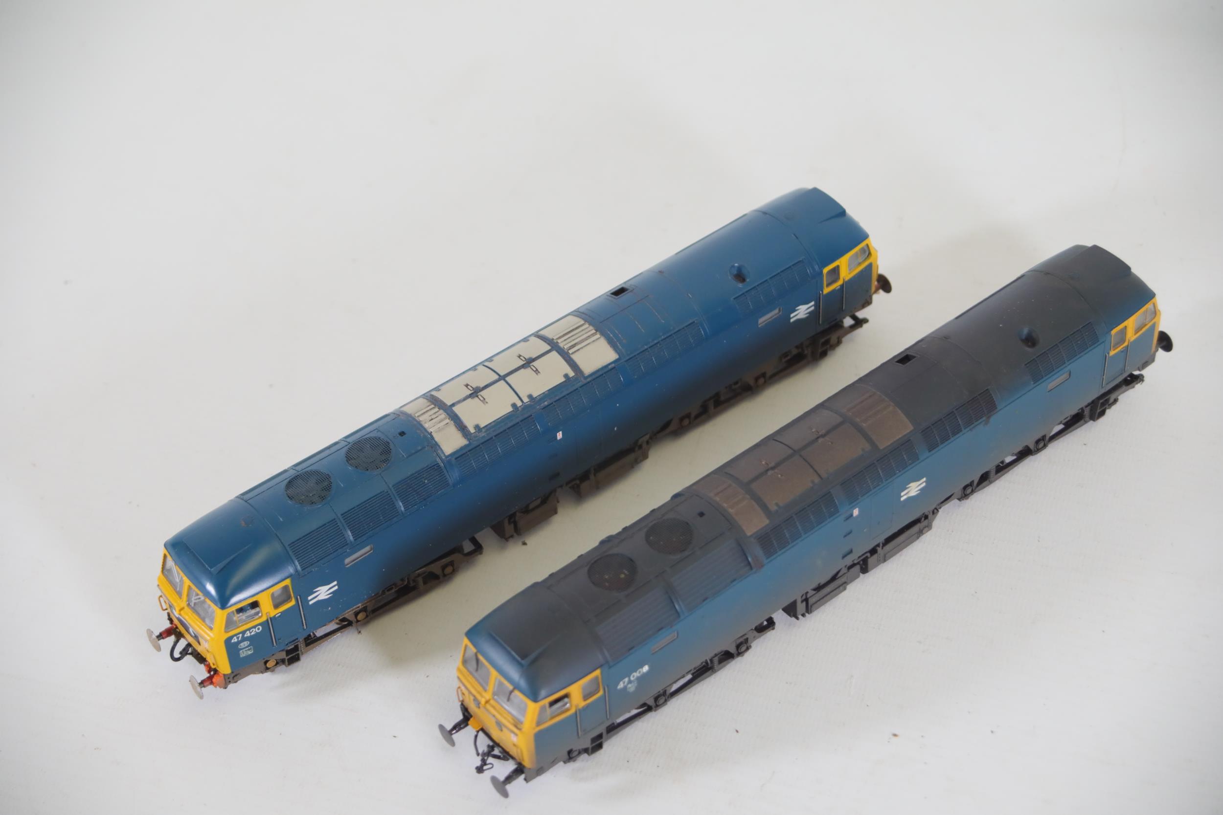 2 Bachmann OO Gauge Locomotives Class 47 BR Blue 47420 and 47008 - Image 6 of 8