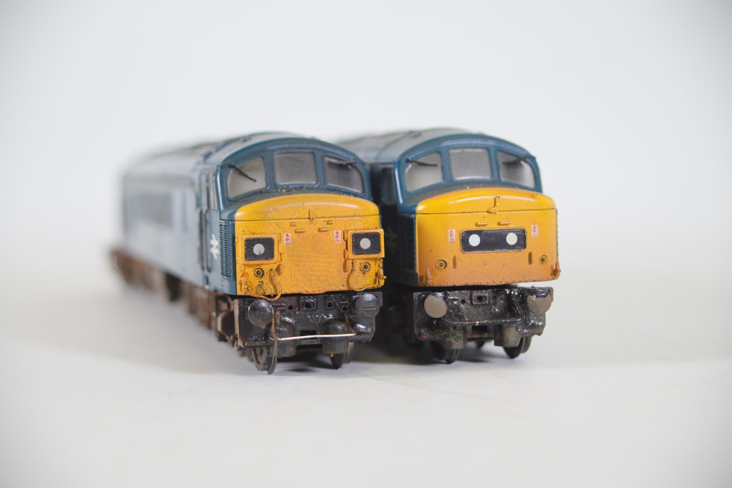 2 Bachmann BR Blue OO Gauge Locomotives Class 45 45037 and 45025 - Image 8 of 8