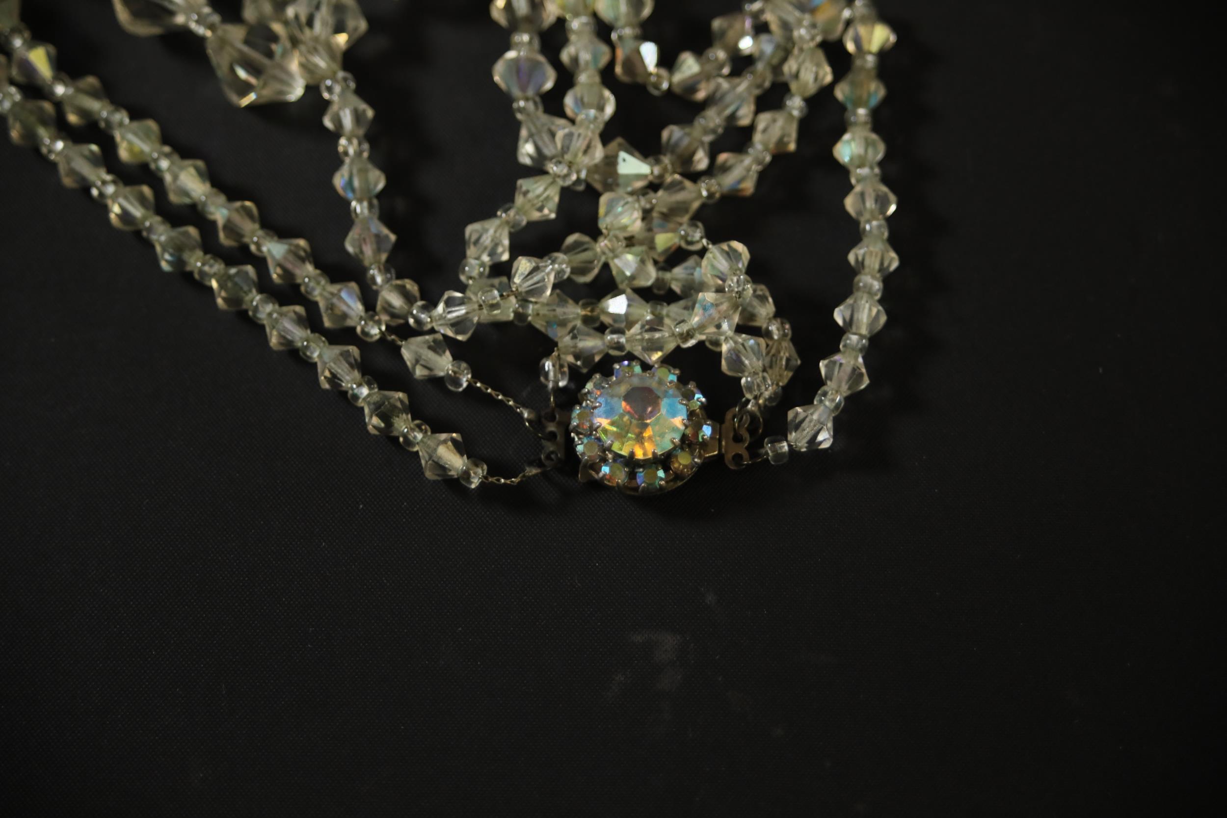 Large collection of costume jewellery - Image 3 of 21