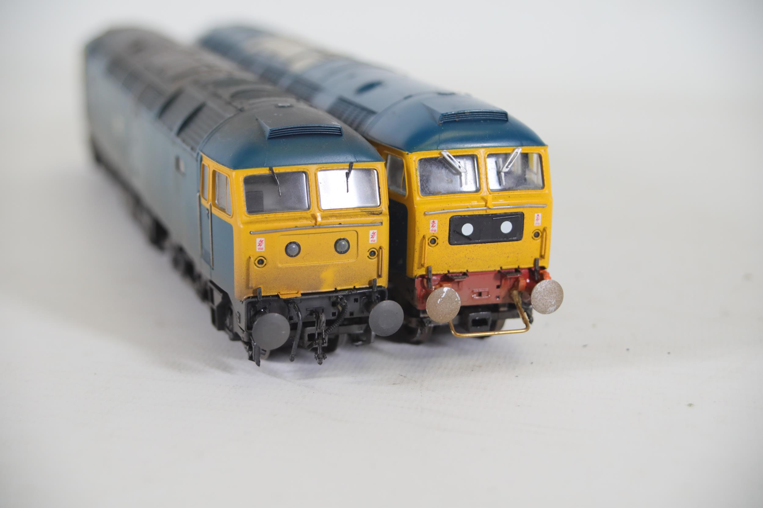 2 Bachmann OO Gauge Locomotives Class 47 BR Blue 47420 and 47008 - Image 2 of 8