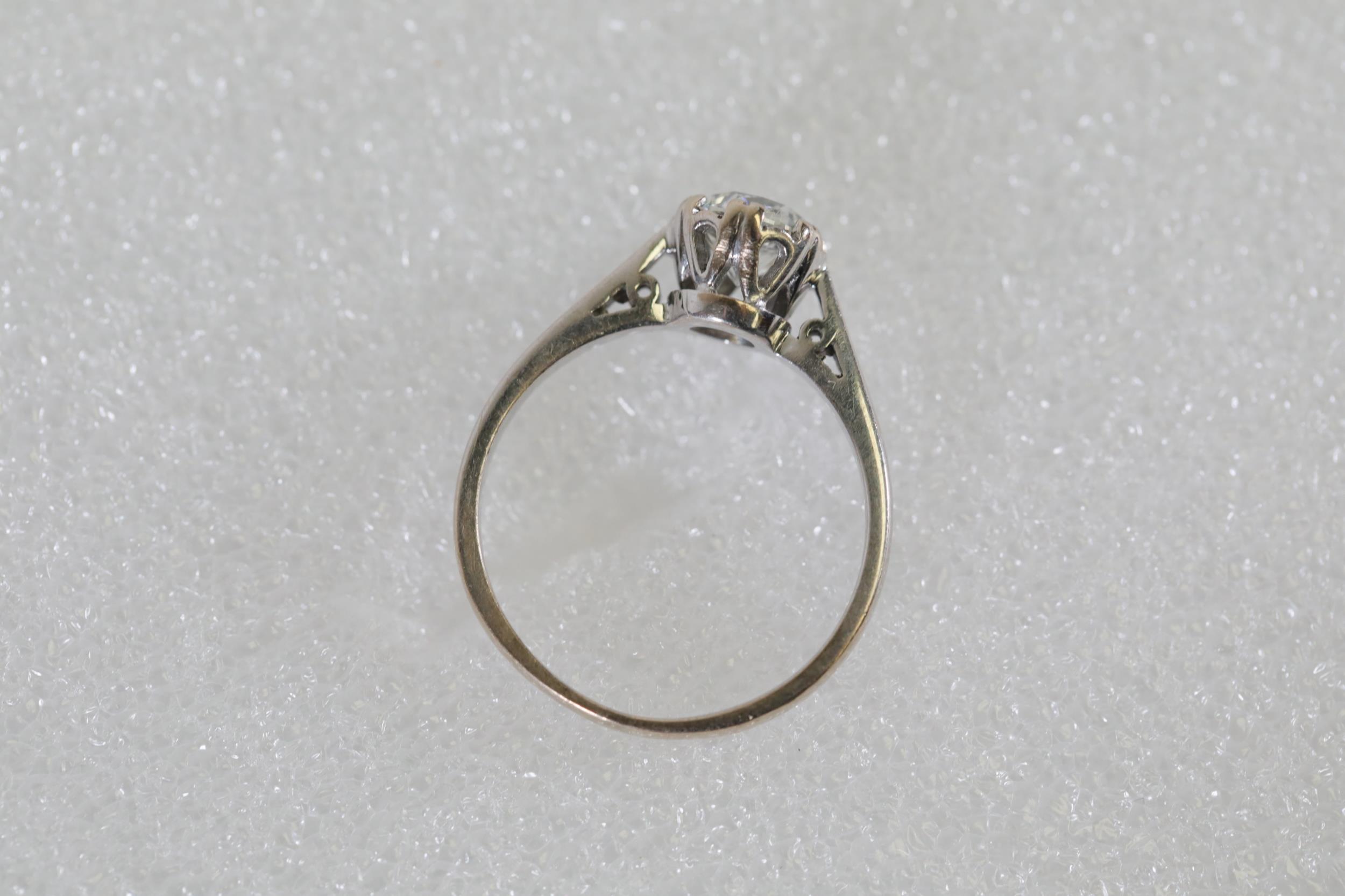 18CT White Gold and Diamond Ring - Image 4 of 8