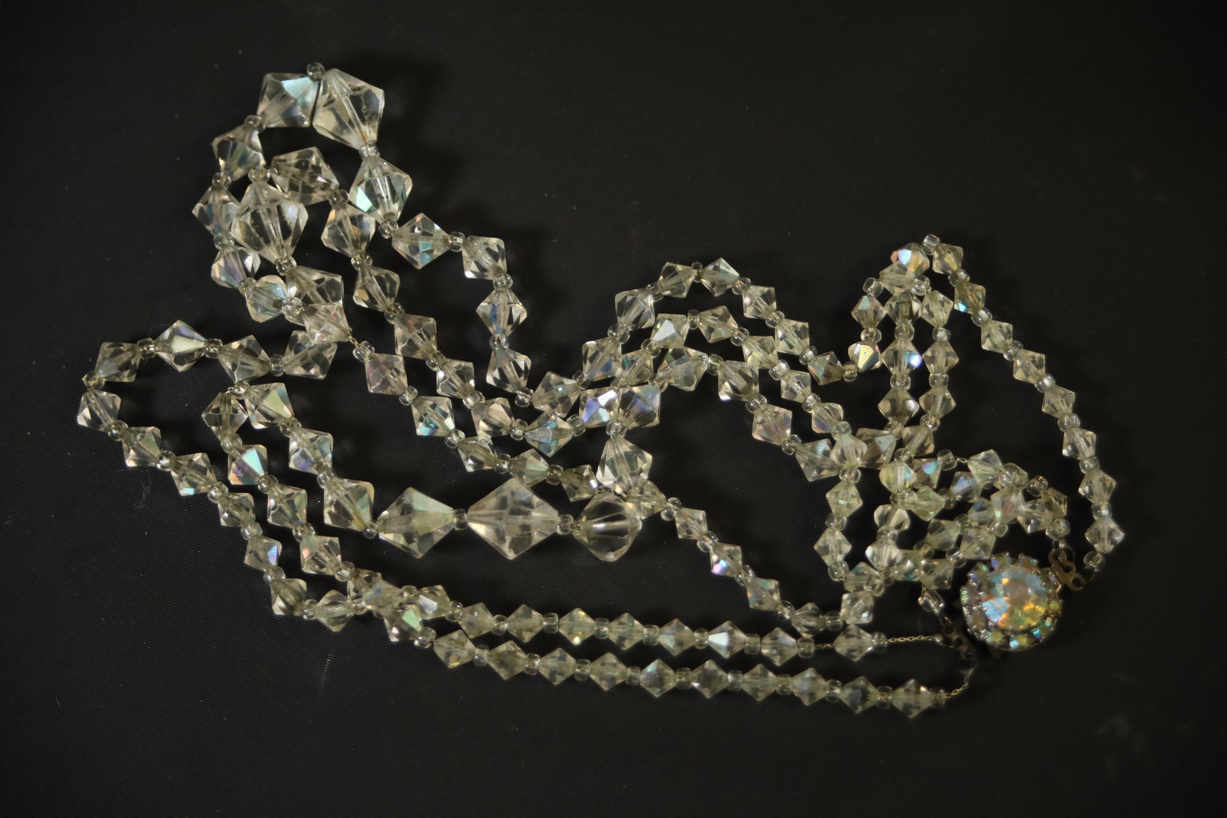 Large collection of costume jewellery - Image 2 of 21