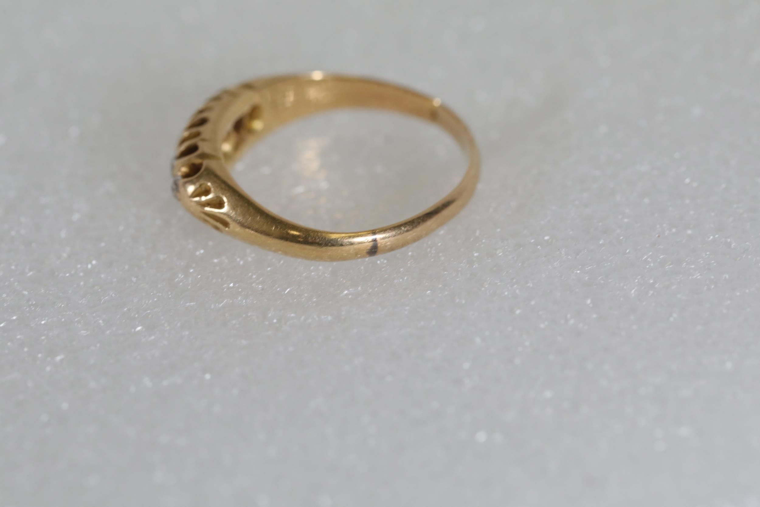 18ct Gold Diamond 5 set ring - Image 2 of 9