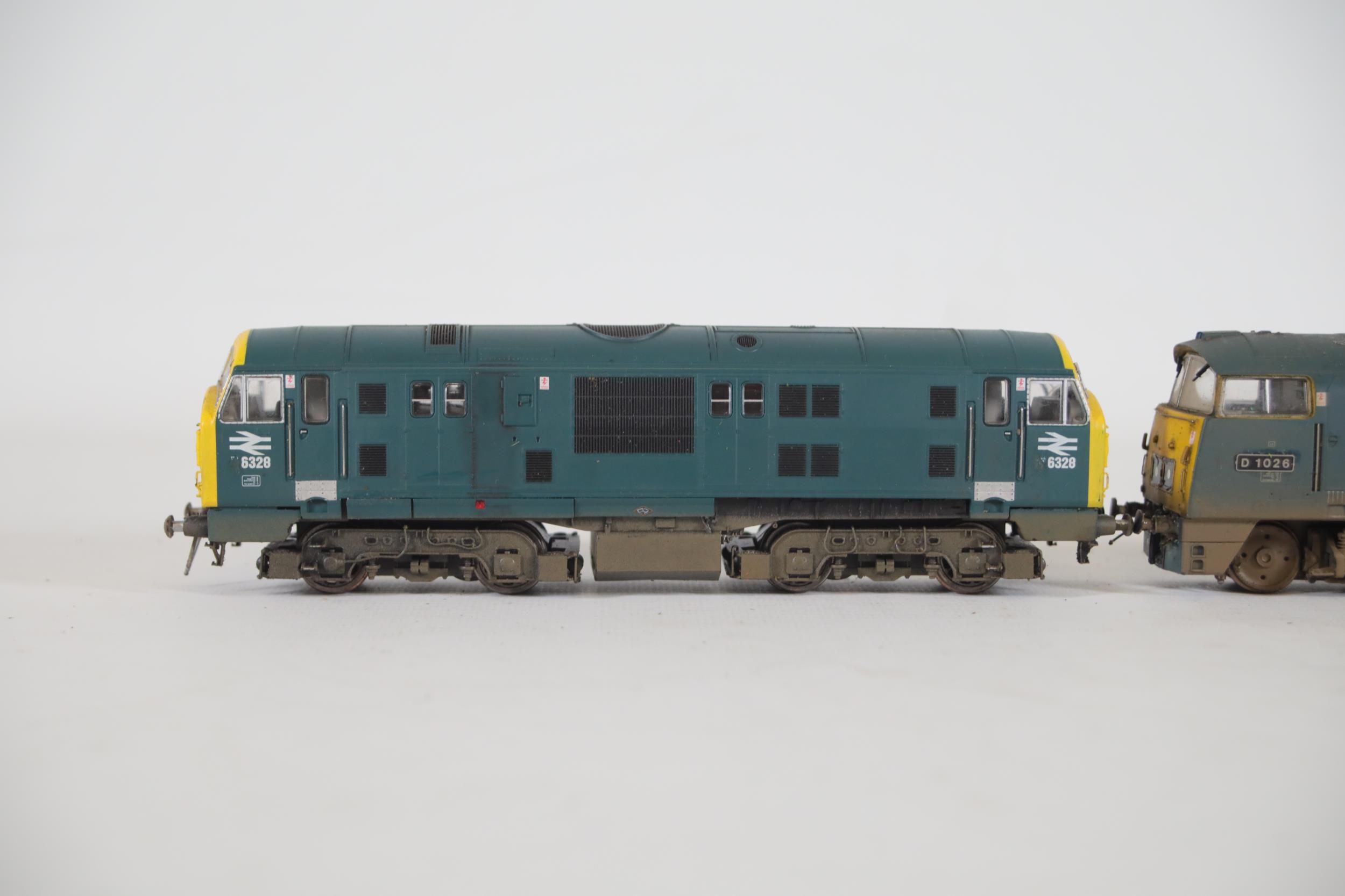 2 Green Locomotives by Dapol Western Centurion - Image 8 of 8