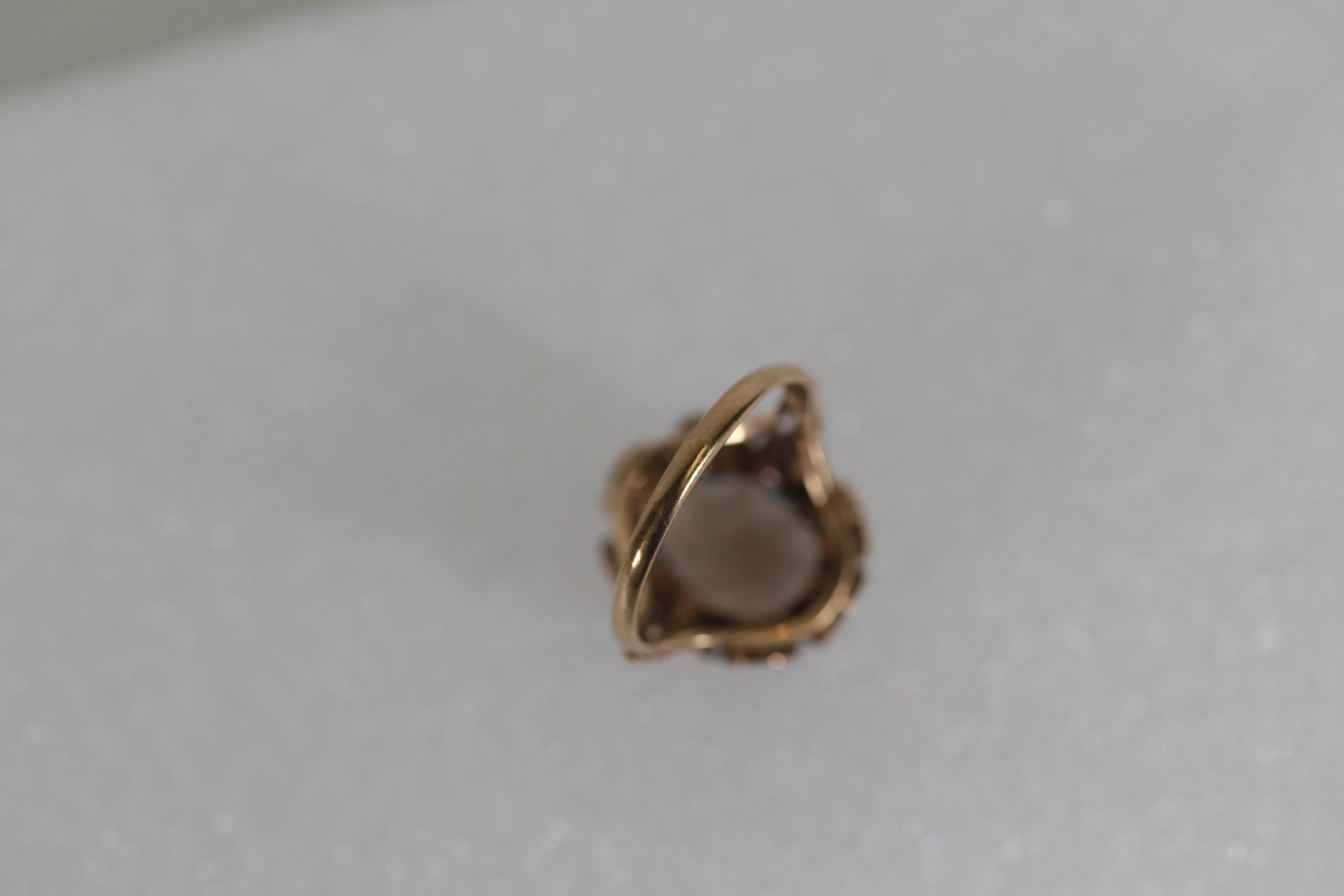 9ct Gold ring - Image 5 of 7