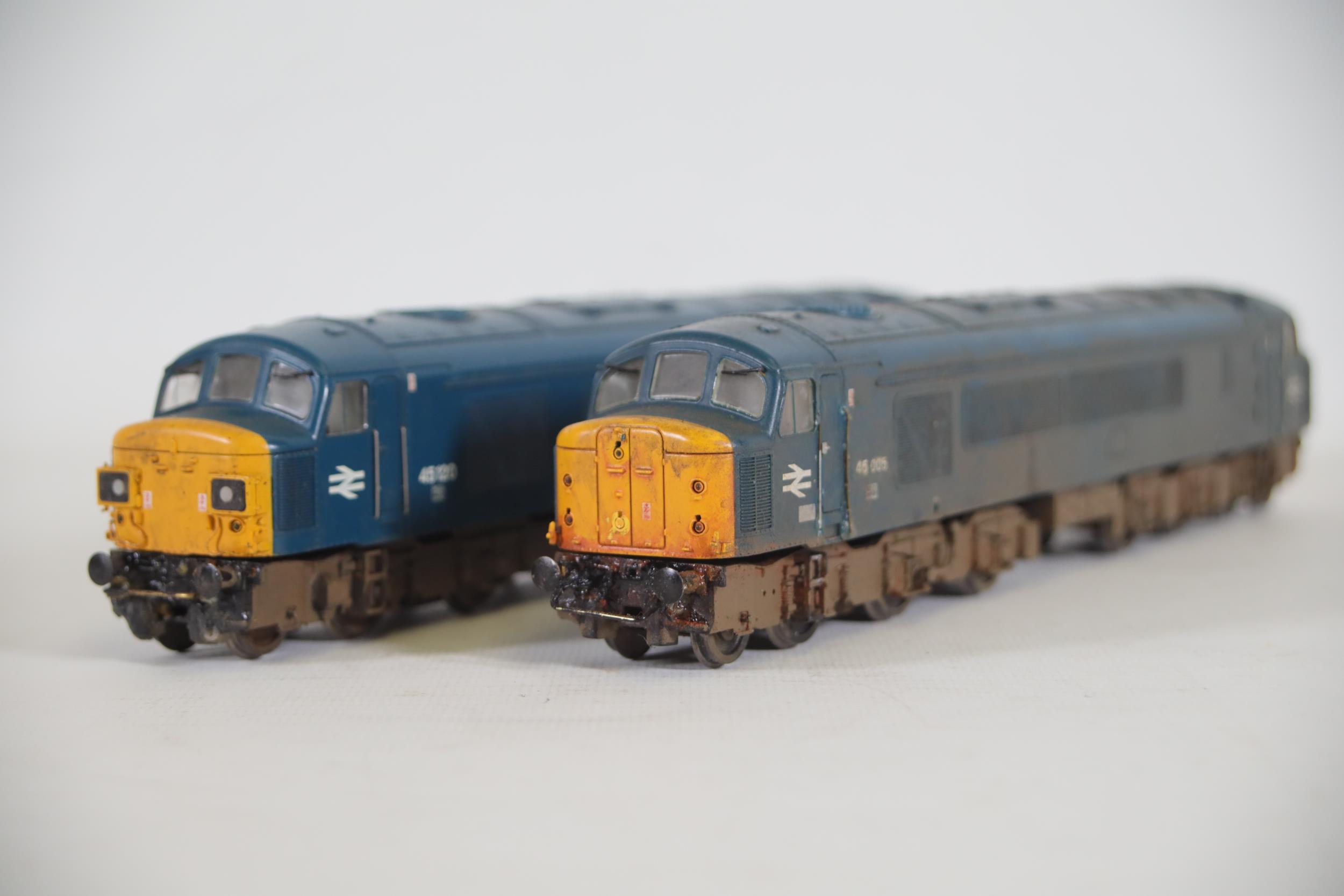 2 Bachmann OO Gauge Locomotives Br Blue Class 45 45120 and 45005