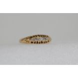 18ct Gold Diamond 5 set ring