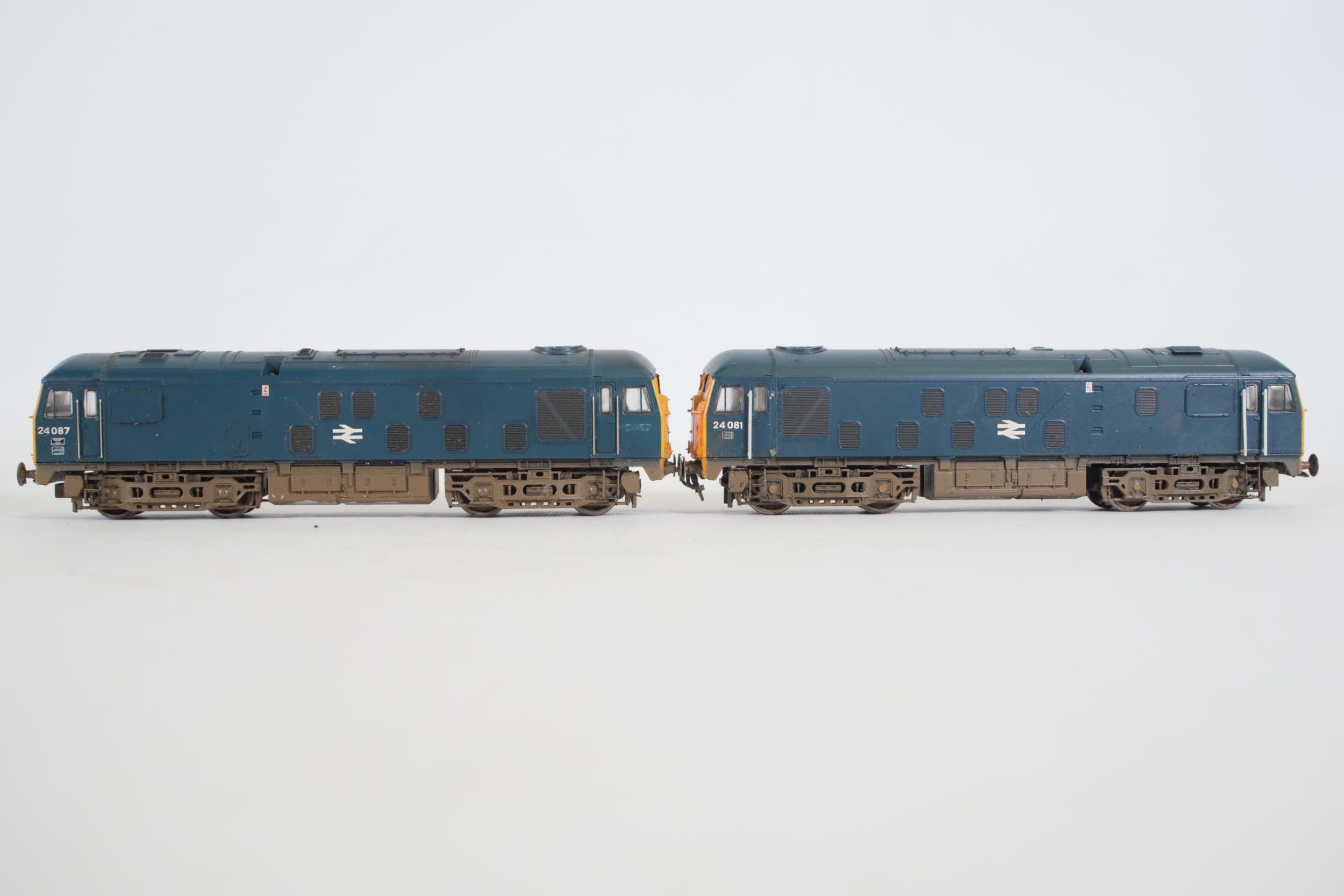 2 Bachmann Class 25 diesel Locomotives OO Gauge 24087 and 24081 - Image 2 of 8