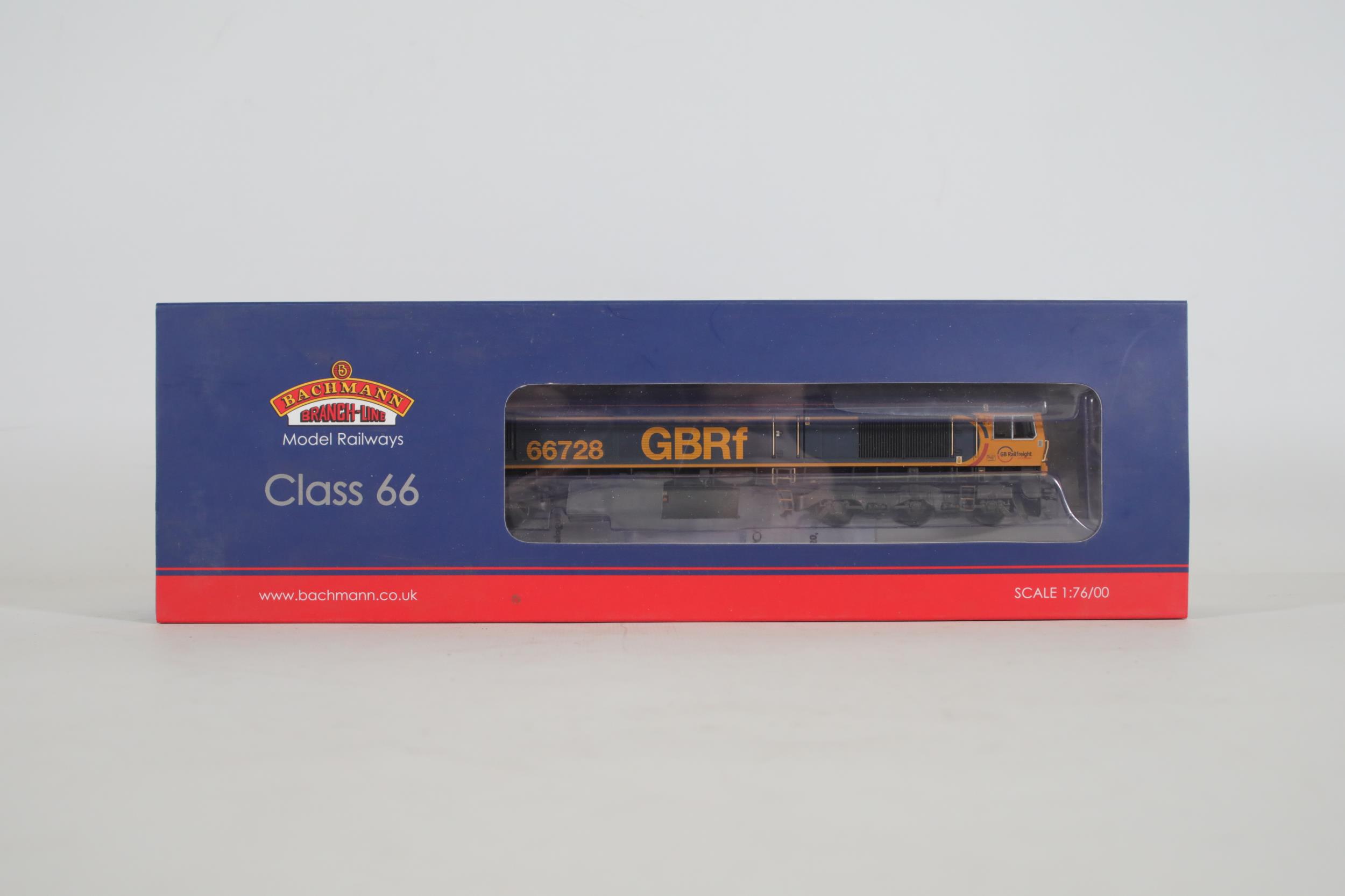 Bachmann Class 66 66728 GBRF Weathered Edition 32 980A - Image 3 of 8