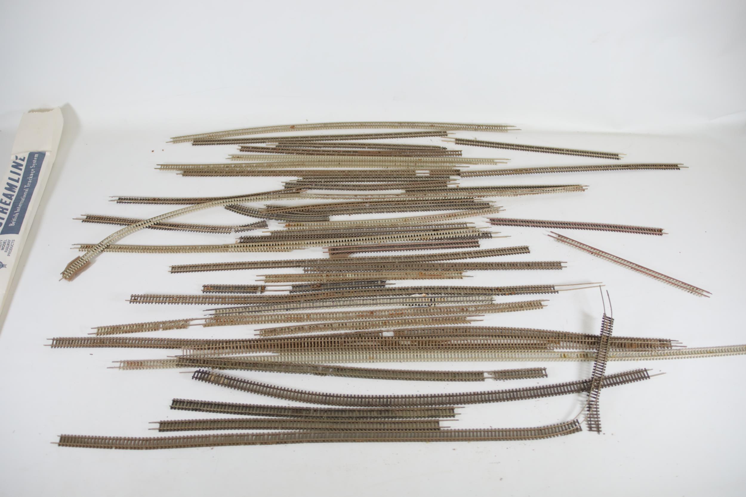 Very Large Amount of N Gauge Streamline Track - Image 8 of 11