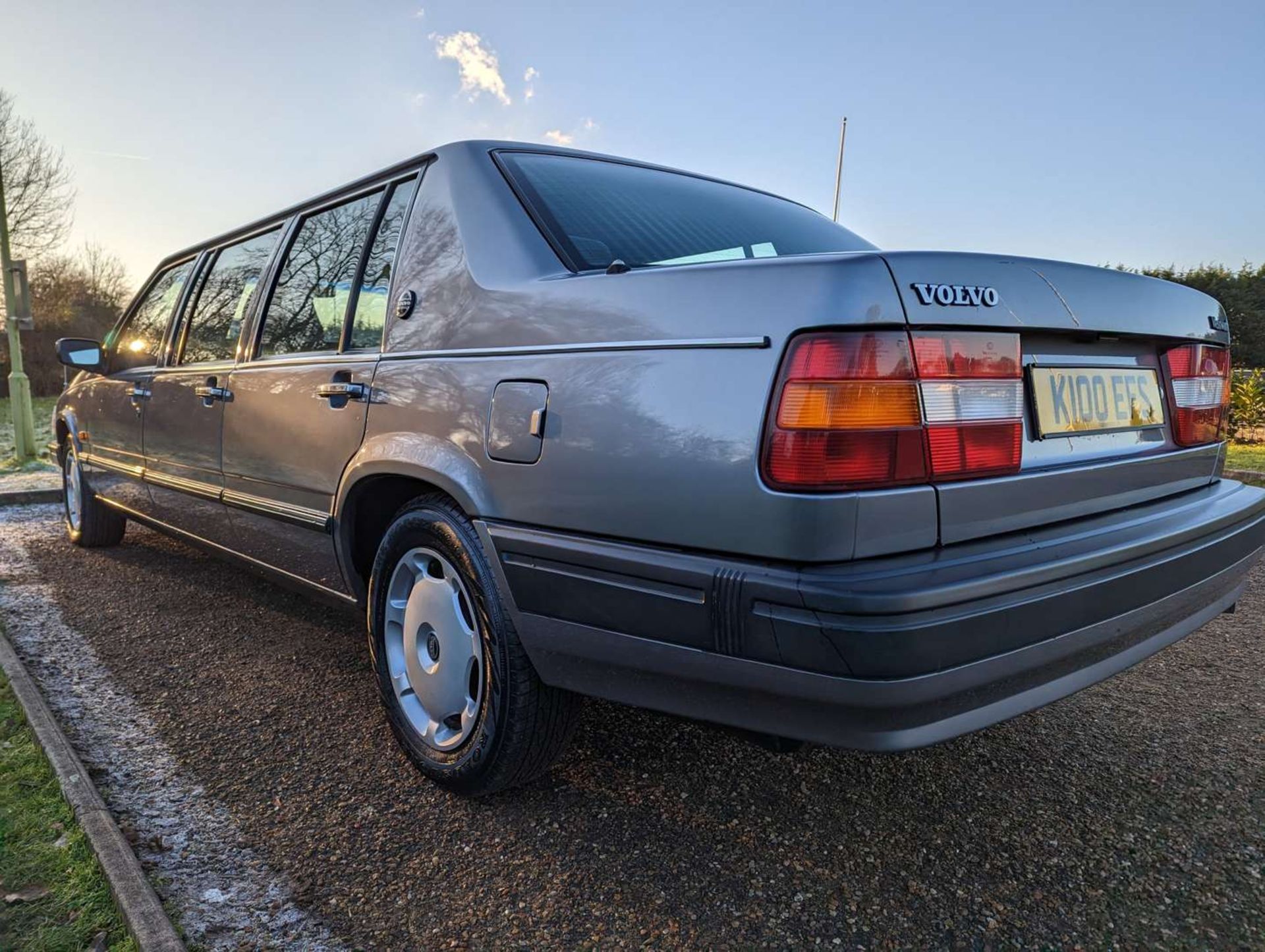 1993 VOLVO 940 WENTWORTH AUTO LIMO - Image 12 of 30