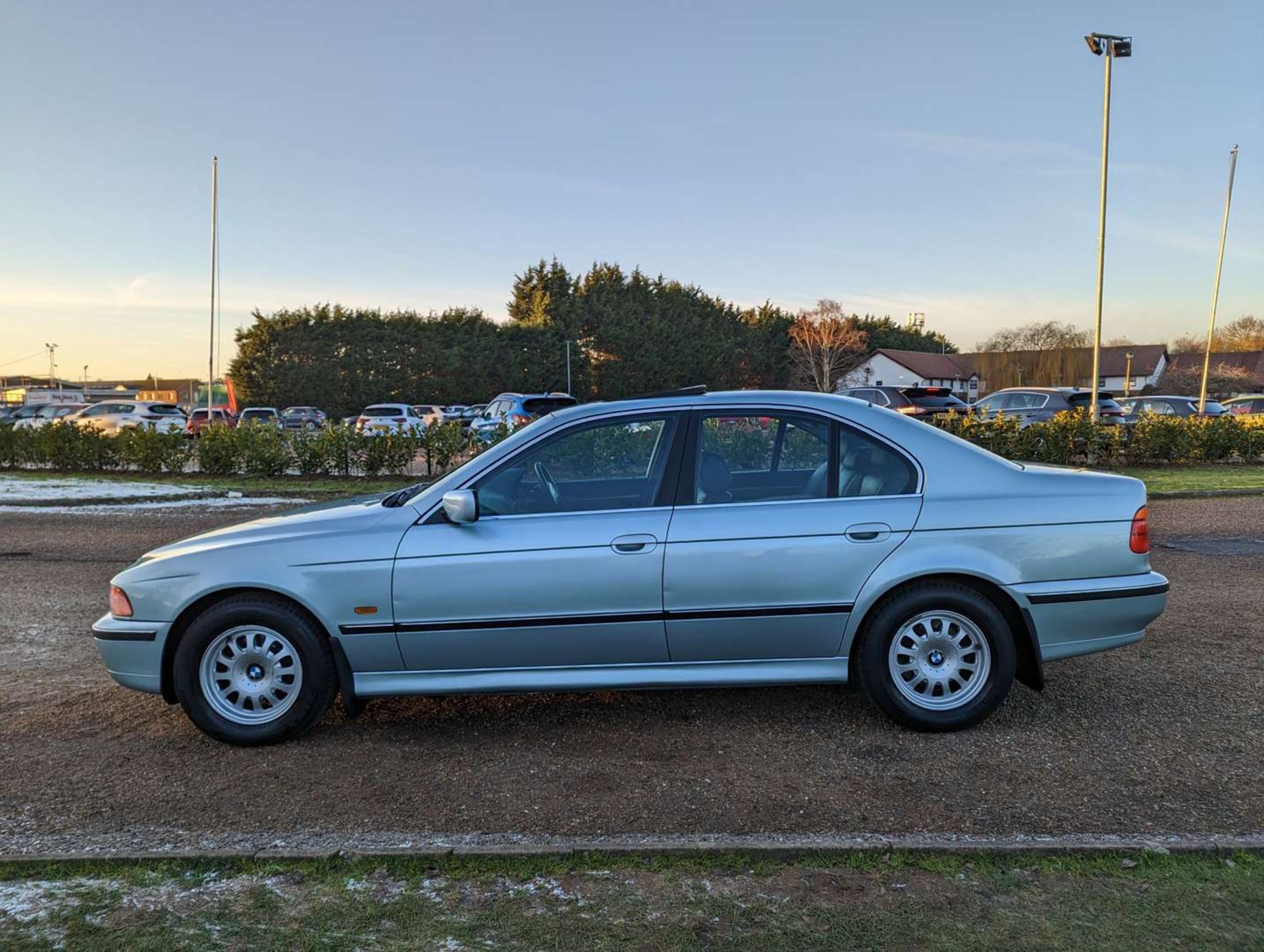 1998 BMW 523I SE AUTO - Image 4 of 30