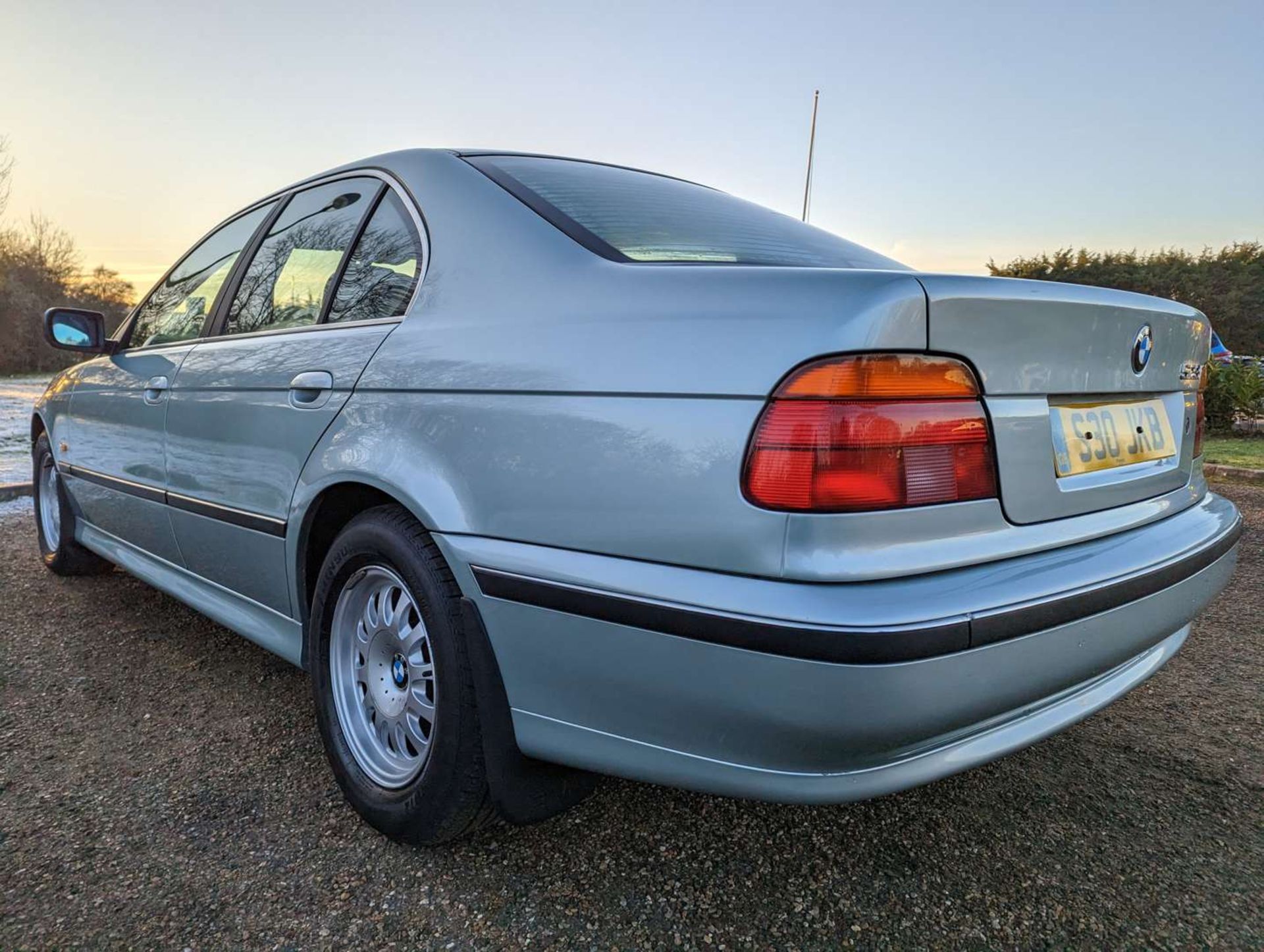 1998 BMW 523I SE AUTO - Image 12 of 30