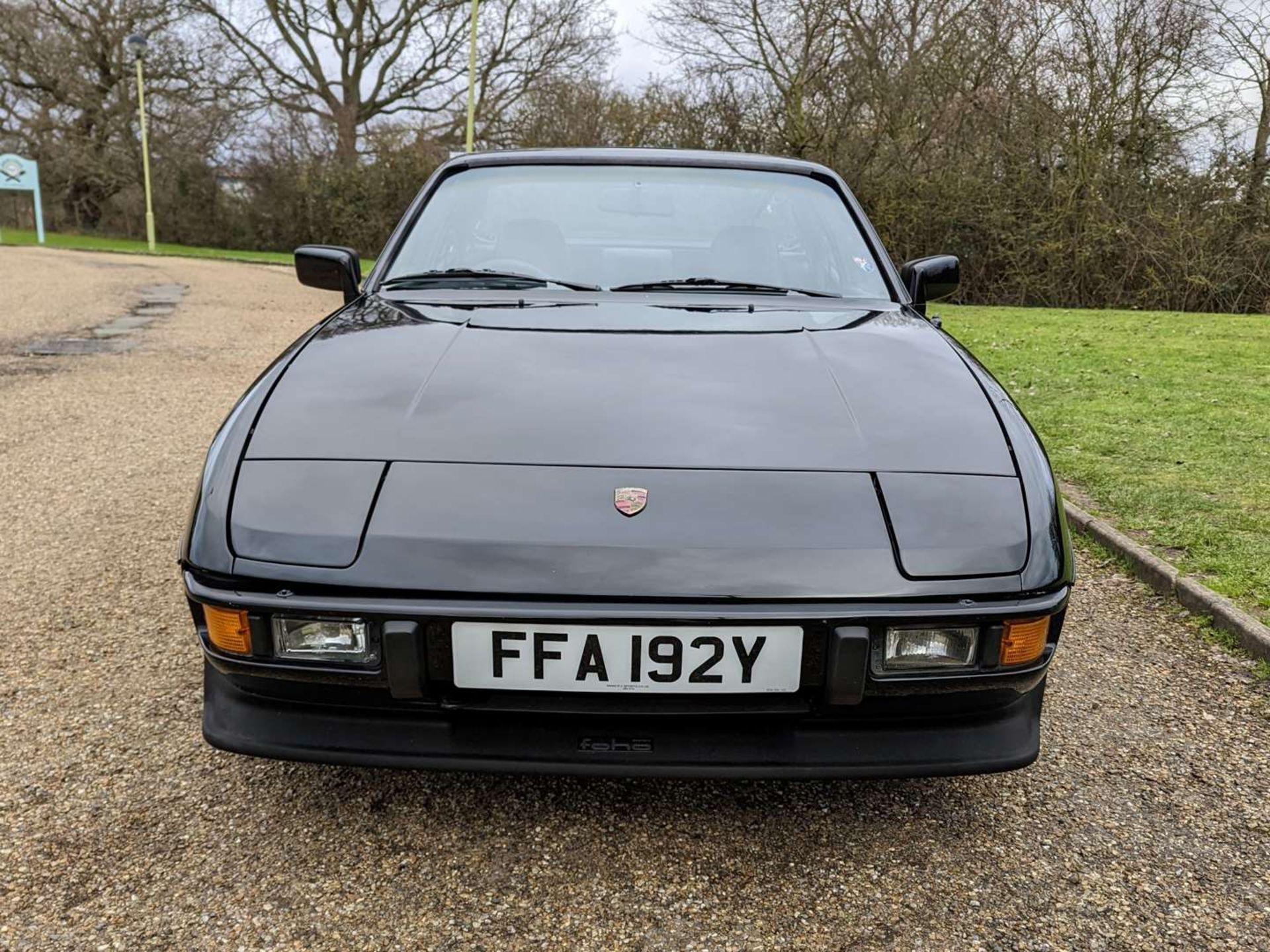 1982 PORSCHE 924 - Image 2 of 30