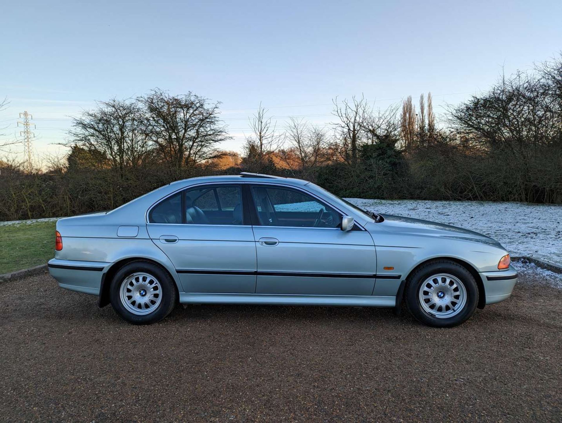 1998 BMW 523I SE AUTO - Image 8 of 30