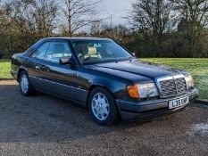 1993 MERCEDES W124 320 CE AUTO