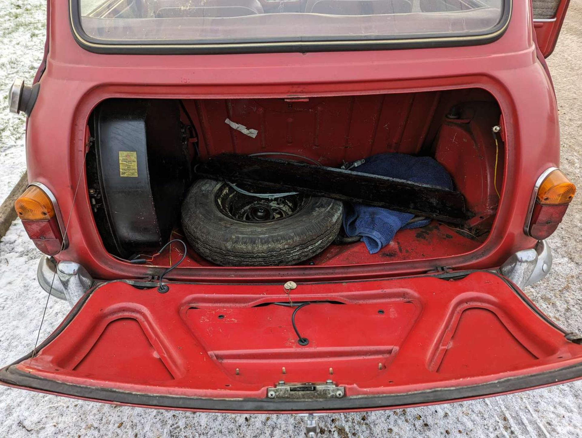 1960 AUSTIN SEVEN MINI DE-LUXE - Image 21 of 23